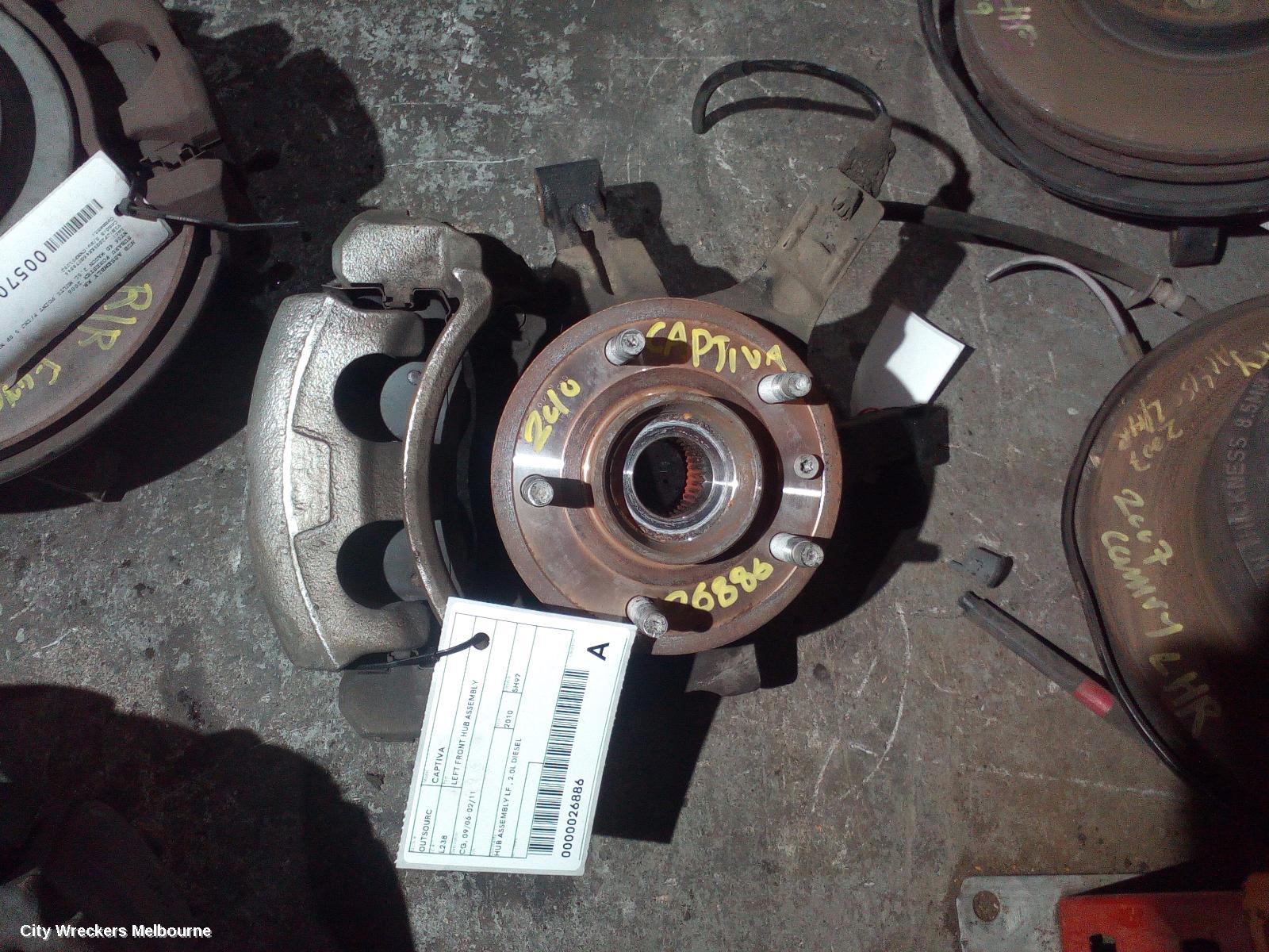 HOLDEN CAPTIVA LEFT FRONT HUB ASSEMBLY, CG, 09/2006 - 02/2011