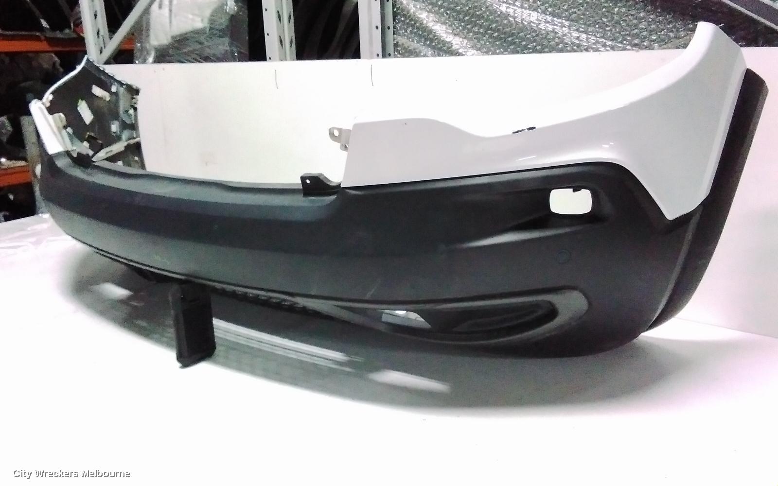 JEEP CHEROKEE FRONT BUMPER, BUMPER BAR (2 PIECE), KL, TRAILHAWK, W/ PARK SENSORS TYPE, 04/2018 - 11/2022