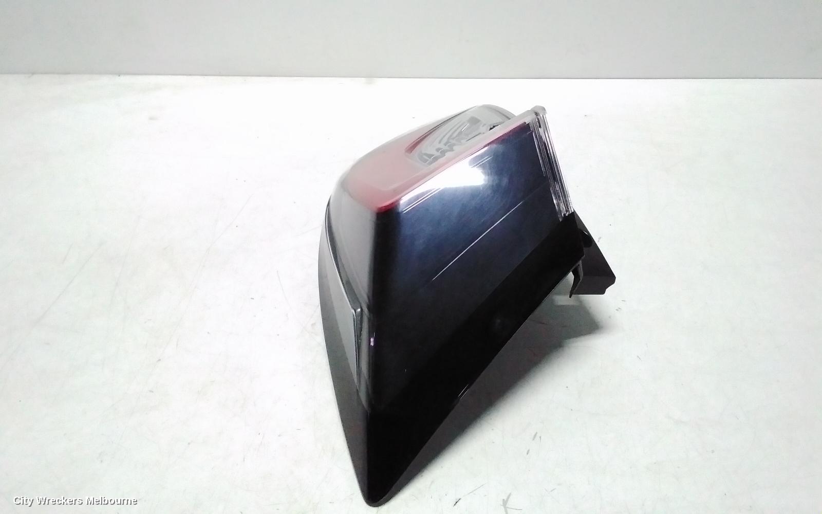 HONDA CIVIC RIGHT TAILLIGHT, IN BODY, HATCH, 10TH GEN, LED TYPE, 02/2017 - 08/2021