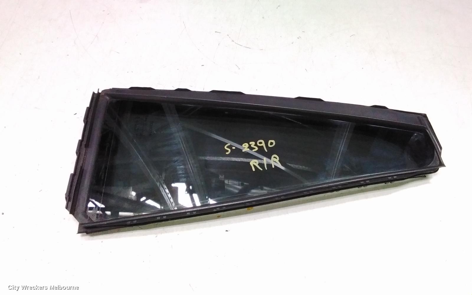 TOYOTA KLUGER RIGHT REAR 1/4 DOOR GLASS, XU70 SERIES, 03/2021 ONWARDS