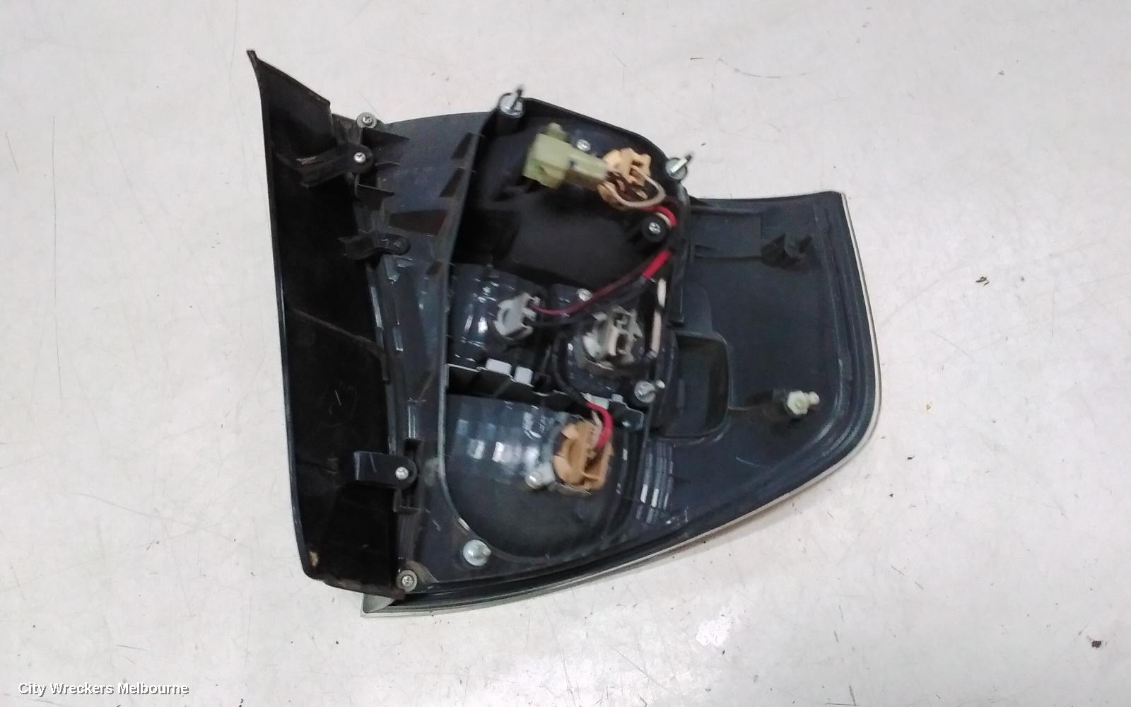 SUBARU LIBERTY RIGHT TAILLIGHT, 4TH GEN, SEDAN, CLEAR TYPE, 4 BULB, 09/2003 - 06/2006
