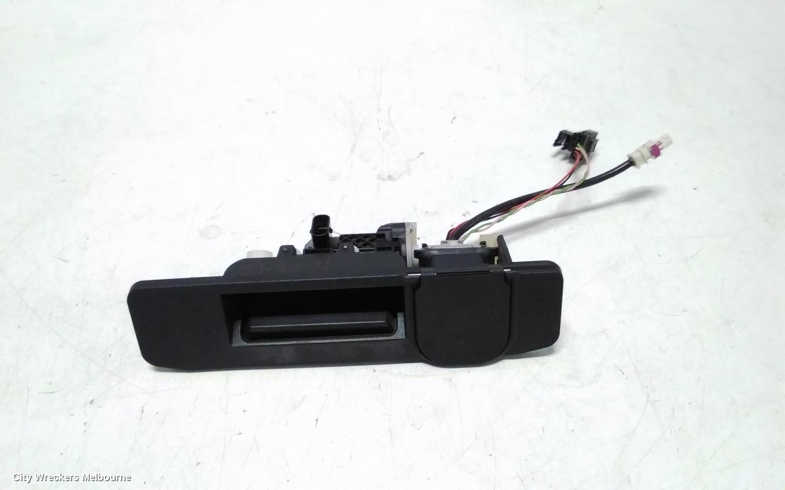 MERCEDES VITO TAILGATE HANDLE, 447, 03/2015 ONWARDS
