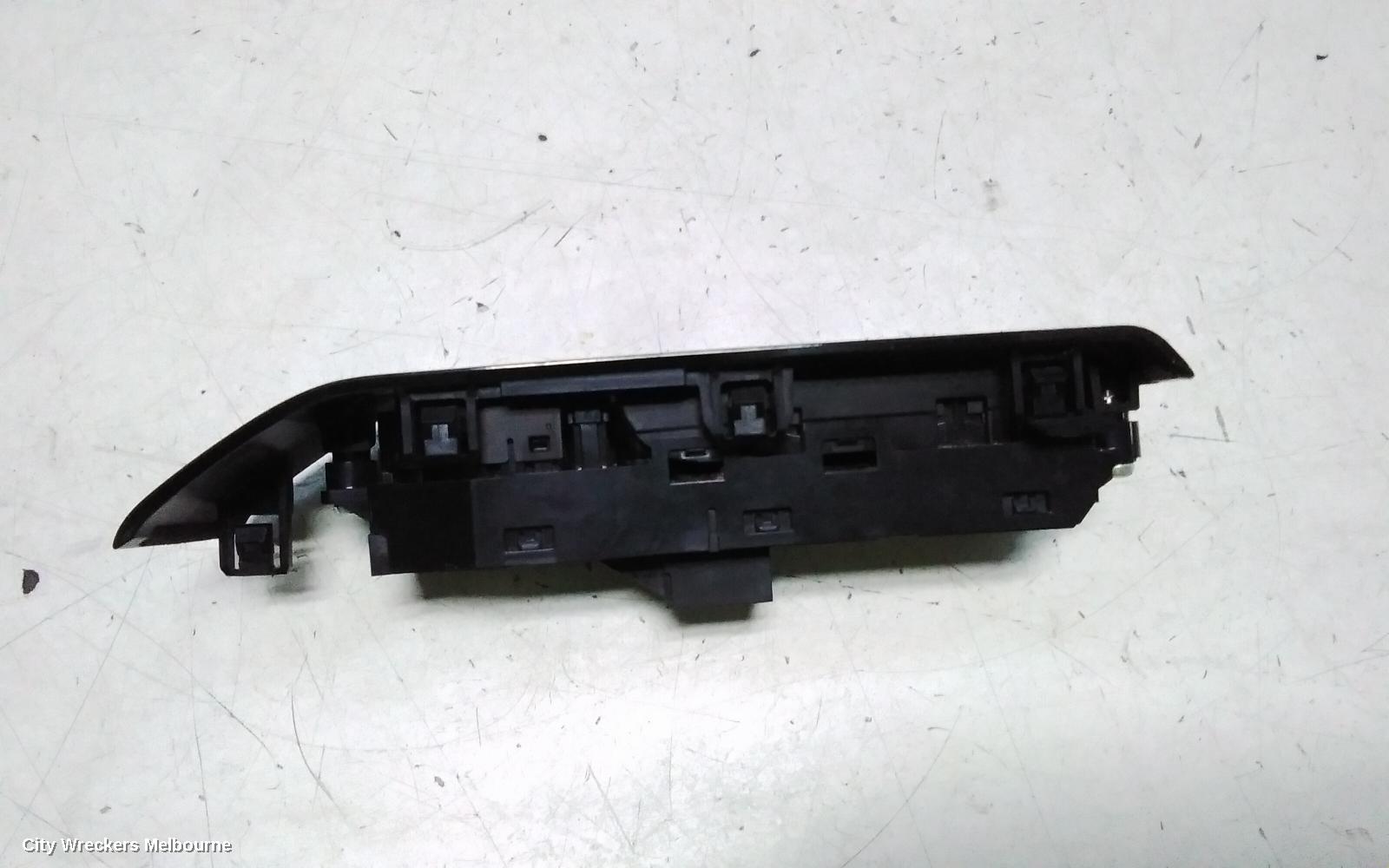 MAZDA 3 PWR DR WIND SWITCH, RH FRONT (MASTER SWITCH), POWER, BP, 03/2019 ONWARDS
