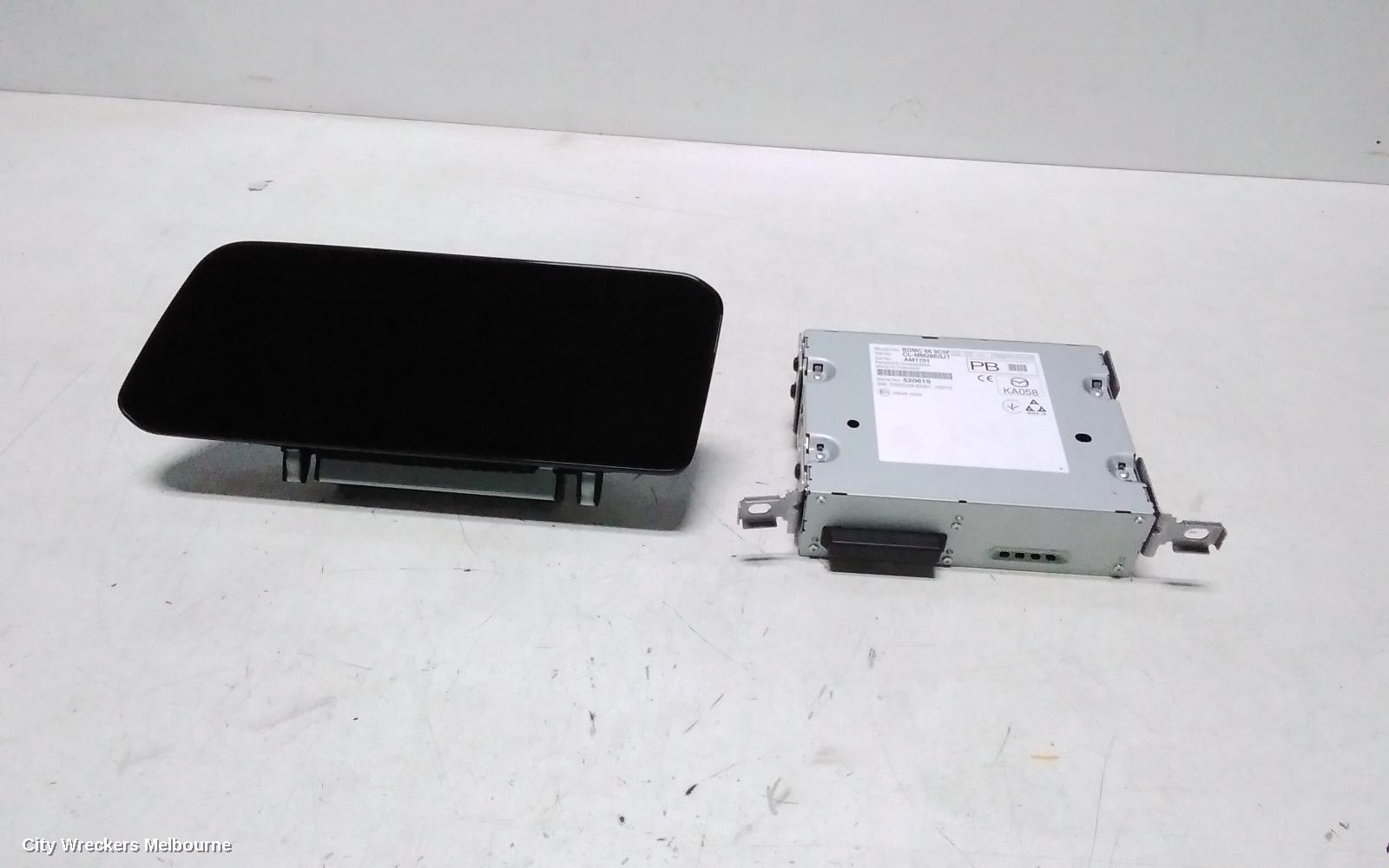 MAZDA 3 RADIO/CD/DVD/SAT/TV, DISPLAY UNIT, 8.8IN, BP, 03/2019 ONWARDS