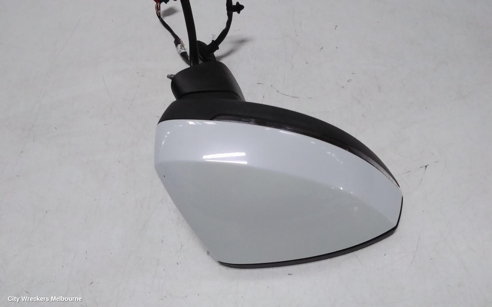 AUDI A3 RIGHT DOOR MIRROR, 8V, A3, SEDAN, POWER FOLD, NON LANE CHANGE ASSIST TYPE (6XK/7Y0), 05/2016 - 10/2020