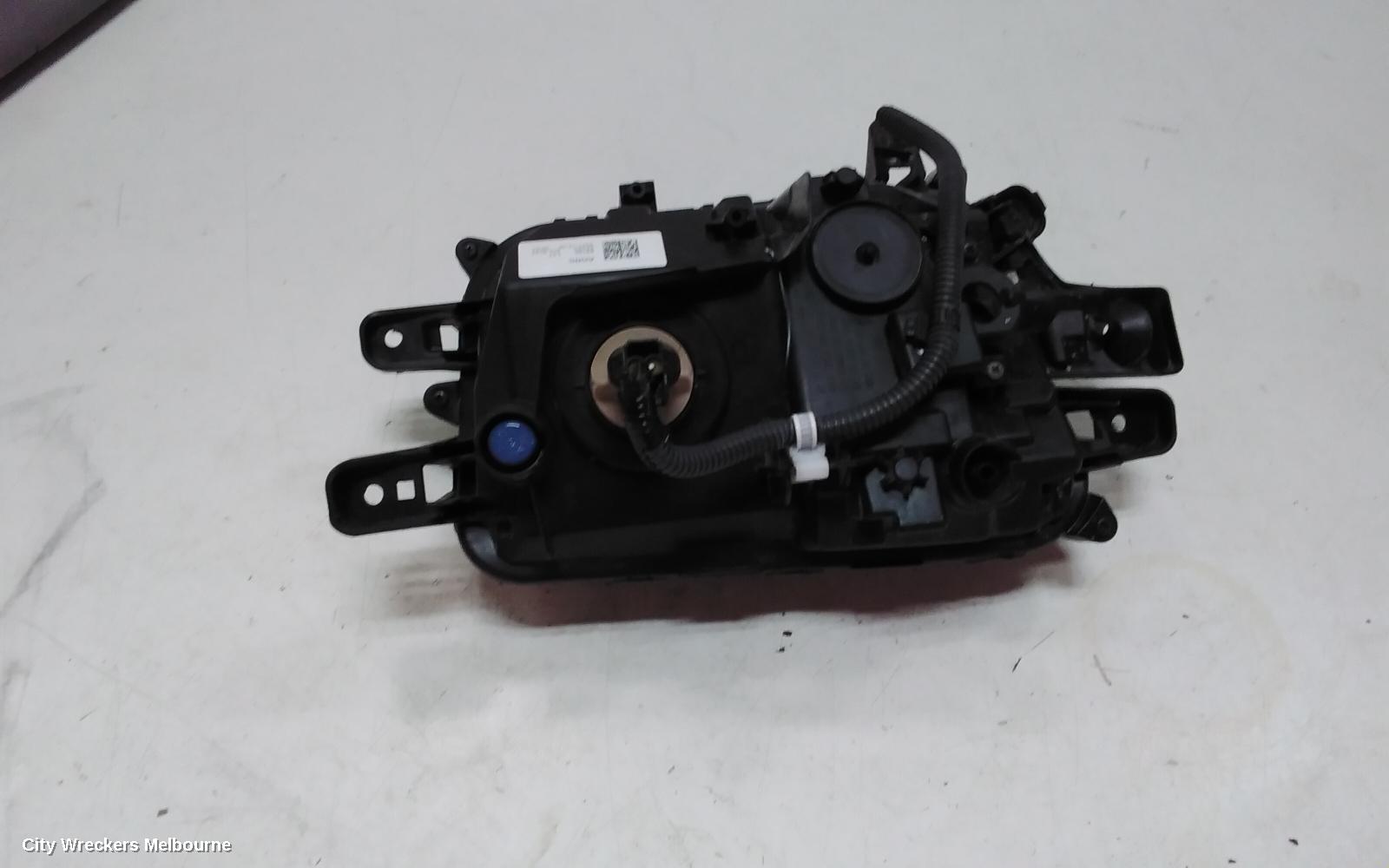 MITSUBISHI ASX LEFT INDICATOR/FOG/SIDE, BUMPER FOGLAMP W/ TURN SIGNAL, XD, 06/2019 ONWARDS