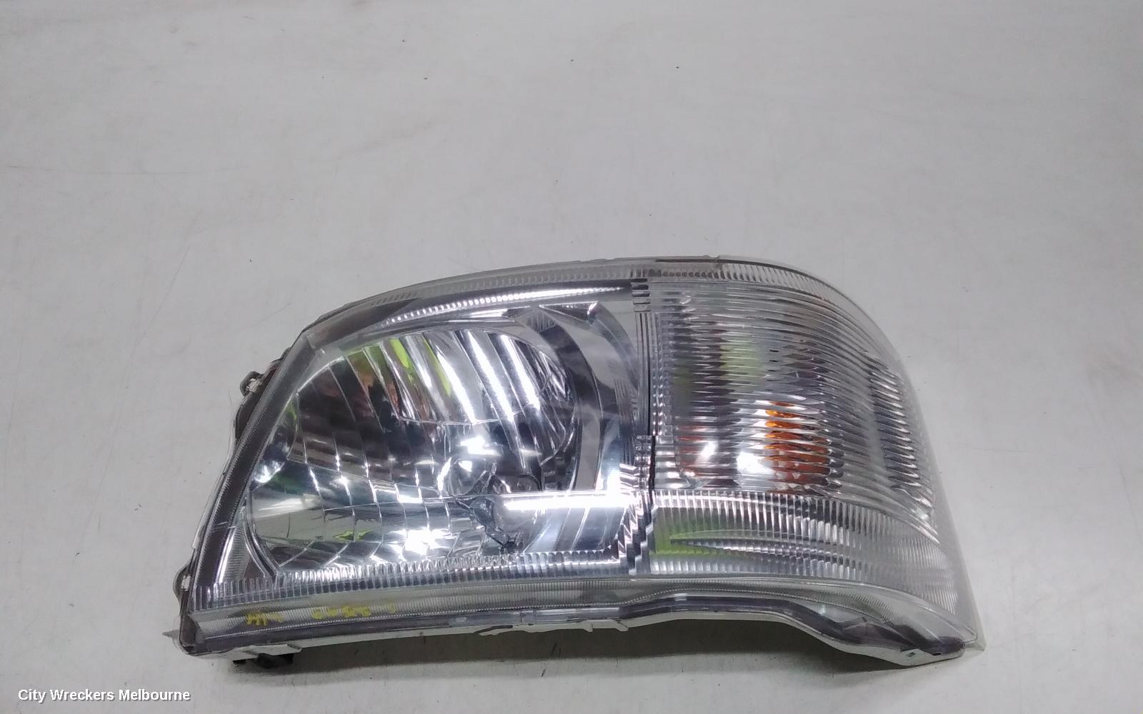 TOYOTA HIACE LEFT HEADLAMP, TRH/KDH, LWB/SWB, LENS# 26-118, 03/2005 - 08/2010