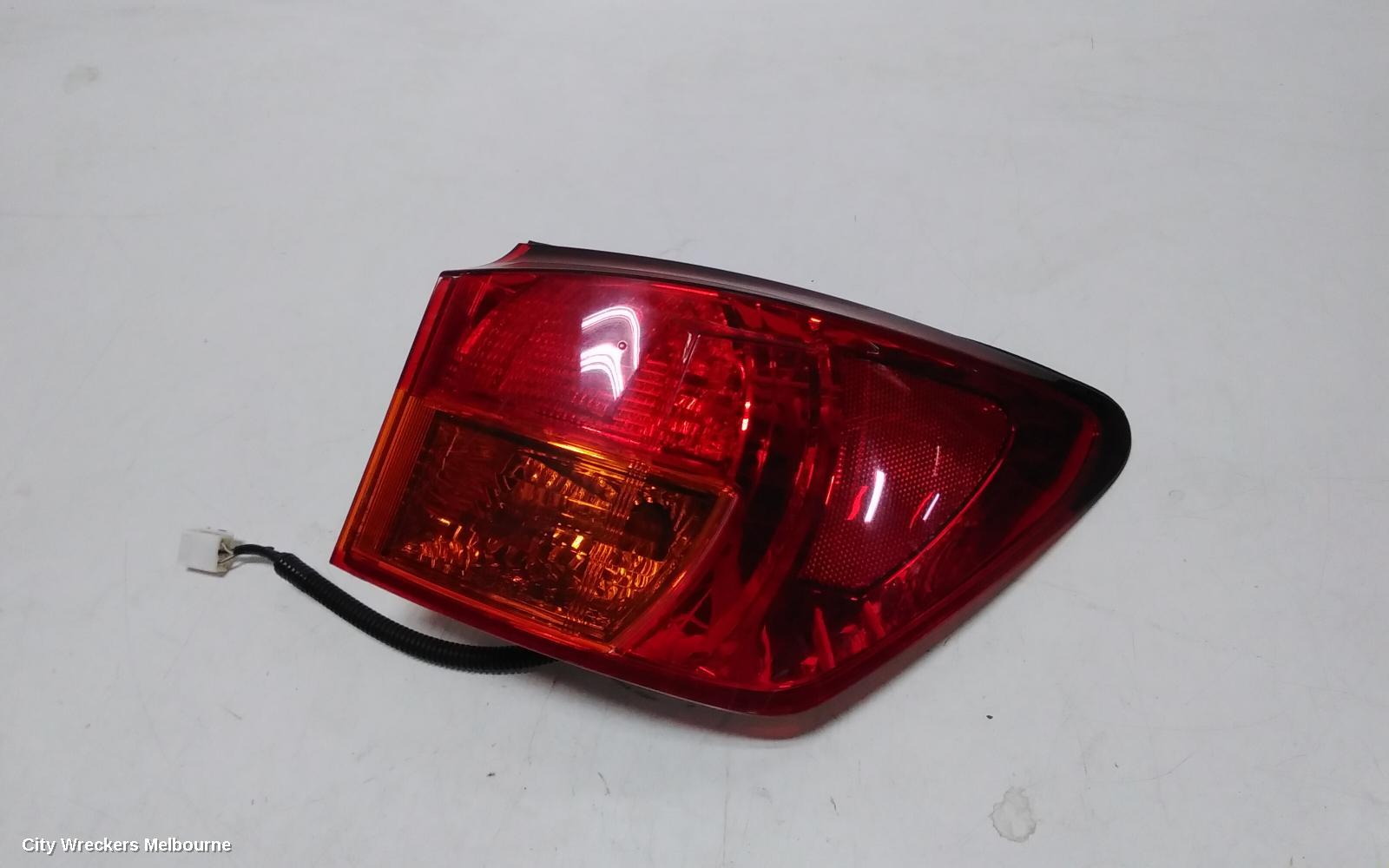 LEXUS IS250/IS250C RIGHT TAILLIGHT, IS250, GSE20R, SEDAN, VERTICAL TYPE, 11/2005 - 09/2008