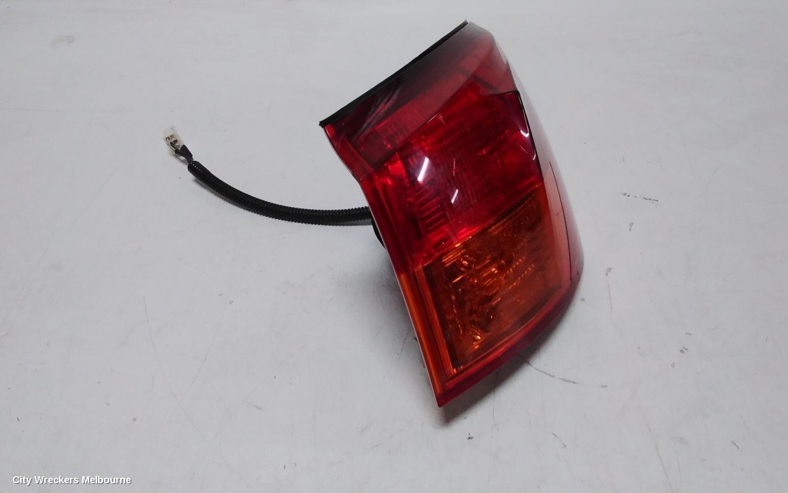 LEXUS IS250/IS250C RIGHT TAILLIGHT, IS250, GSE20R, SEDAN, VERTICAL TYPE, 11/2005 - 09/2008