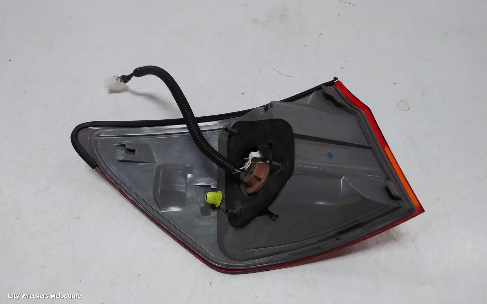 LEXUS IS250/IS250C RIGHT TAILLIGHT, IS250, GSE20R, SEDAN, VERTICAL TYPE, 11/2005 - 09/2008
