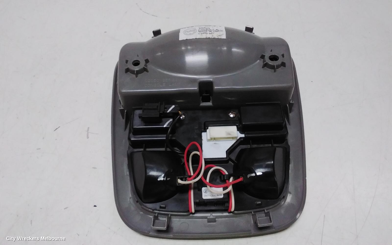 LDV G10 COURTESY LIGHT, FRONT, STANDARD TYPE, SV7A/SV7C, WAGON/VAN, 04/2015 ONWARDS