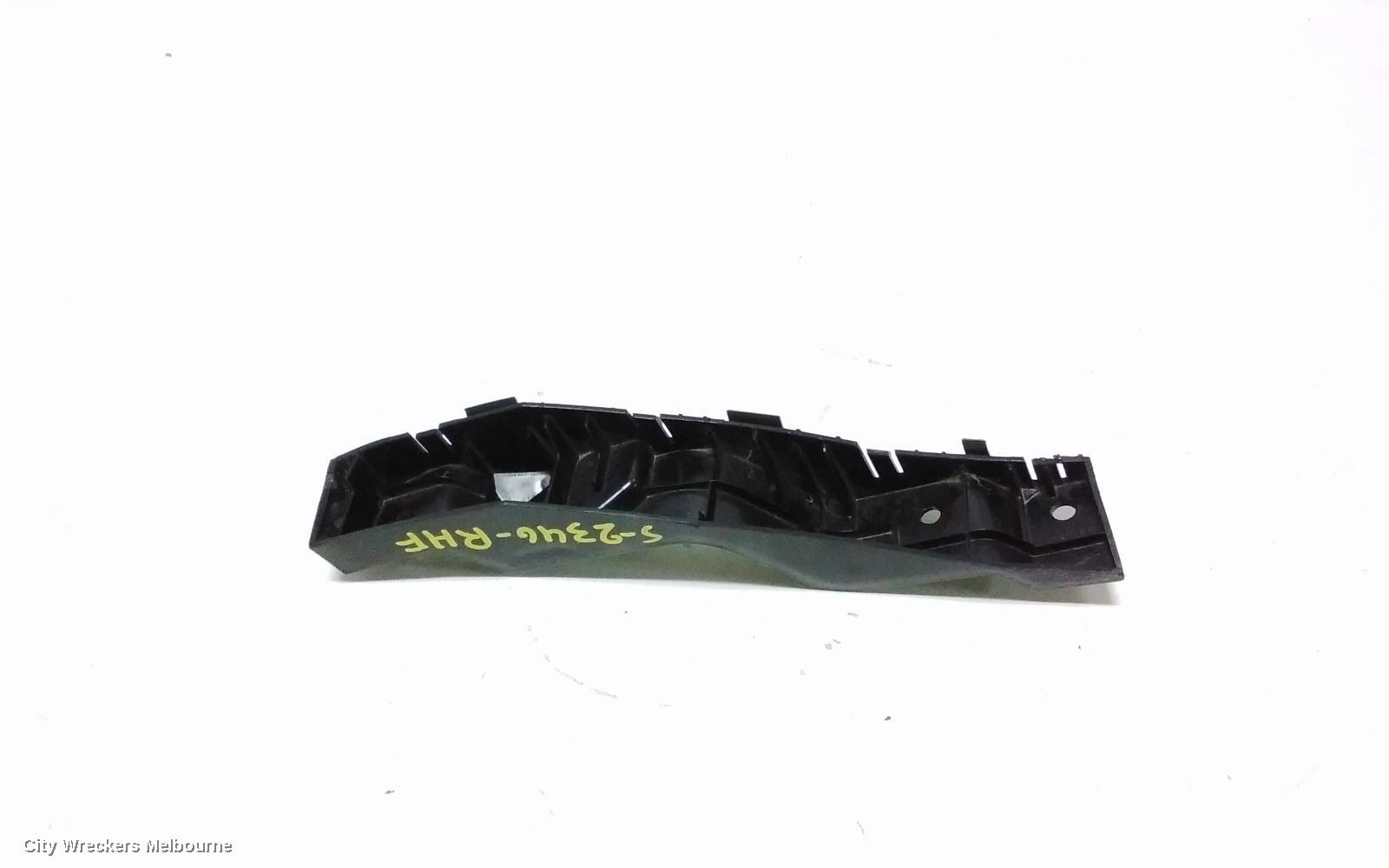 LDV G10, SV7A/SV7C, WAGON/VAN, 04/2015 ONWARDS, RHF BAR BRAKET: 112563