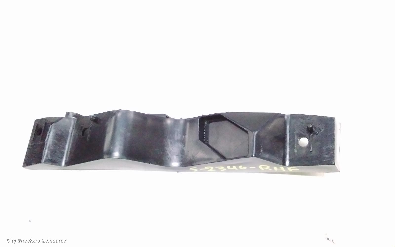 LDV G10, SV7A/SV7C, WAGON/VAN, 04/2015 ONWARDS, RHF BAR BRAKET: 112563