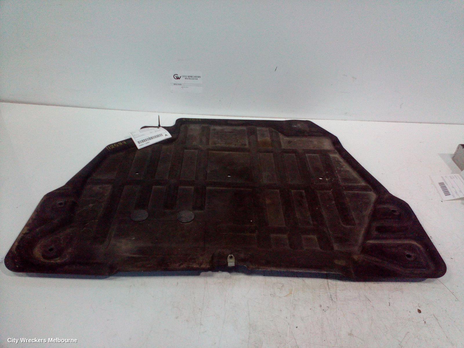 LAND ROVER DISCOVERY SPORT LOWER ENGINE SPLASH TRAY, L550, 01/2015 ONWARDS