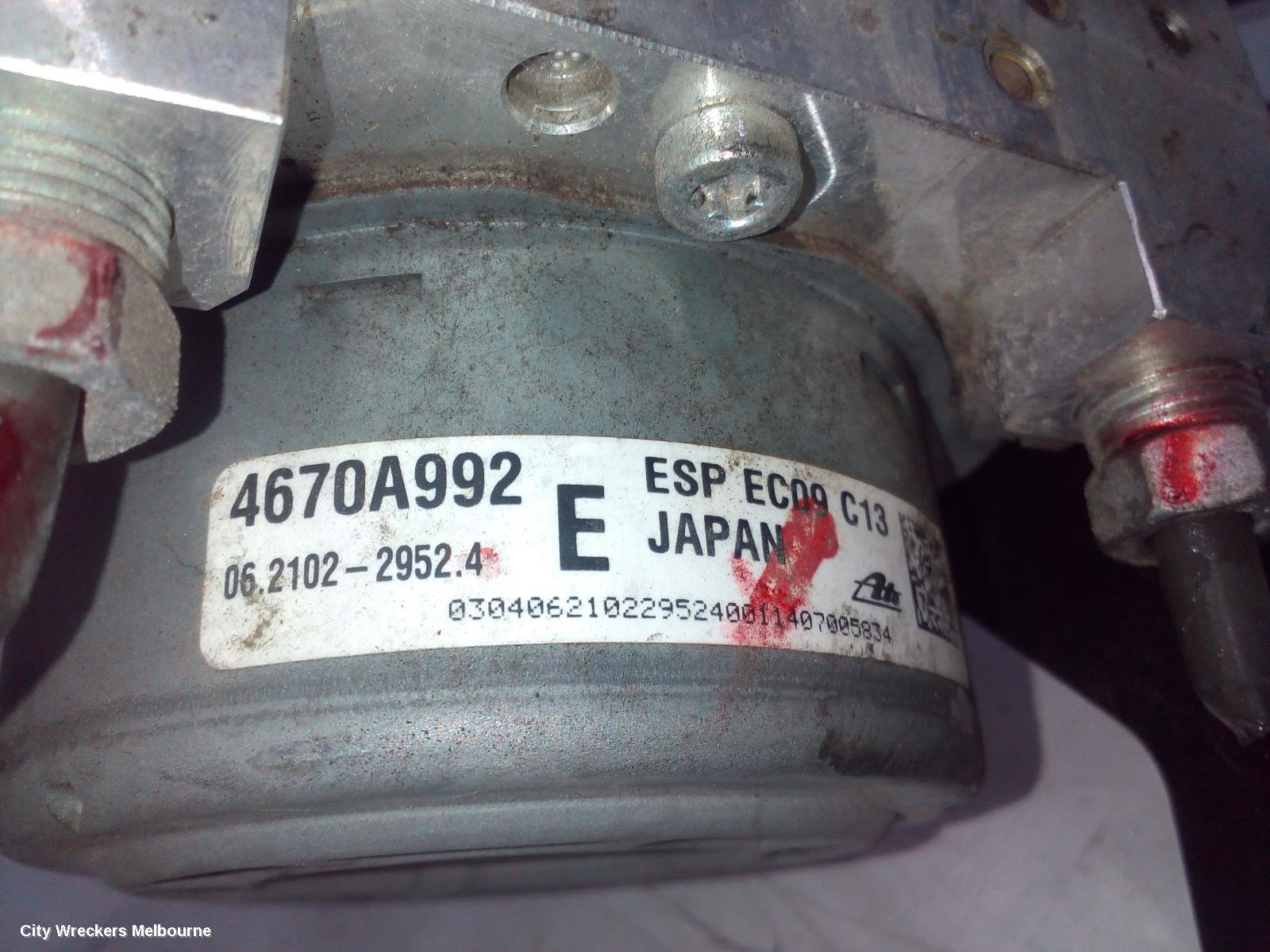 MITSUBISHI OUTLANDER ABS PUMP/MODULATOR, ZJ, P/N 4670A992, 10/2012 - 03/2015