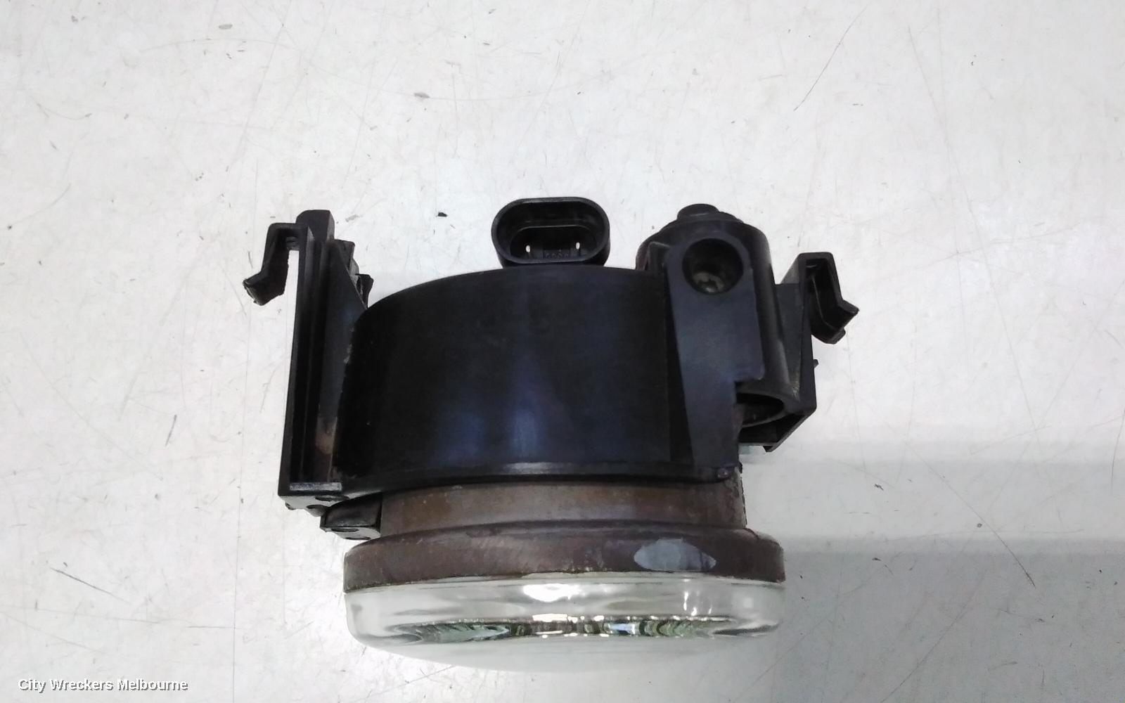 SUBARU OUTBACK RIGHT INDICATOR/FOG/SIDE, BUMPER FOGLAMP, 5TH GEN, 09/2010 - 02/2012