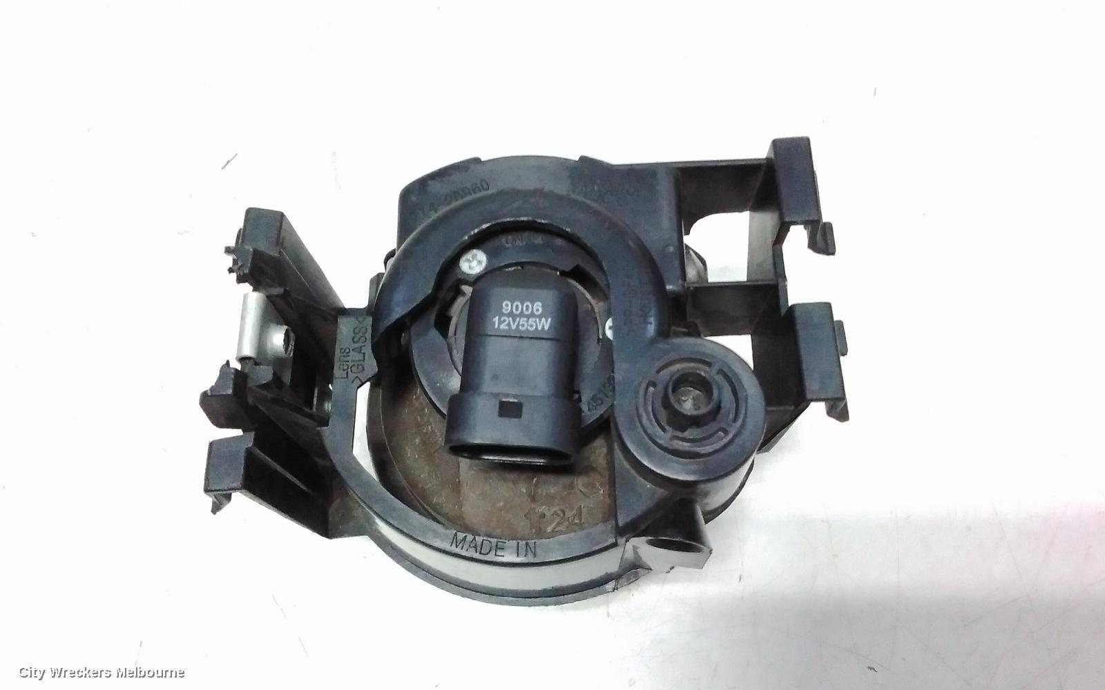 SUBARU OUTBACK RIGHT INDICATOR/FOG/SIDE, BUMPER FOGLAMP, 5TH GEN, 09/2010 - 02/2012