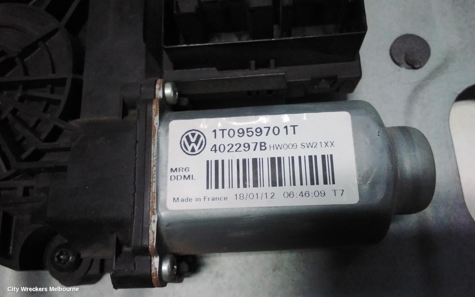VOLKSWAGEN CADDY LEFT FRONT WINDOW REG/MOTOR, 2K, POWER, 12/2004 - 06/2015