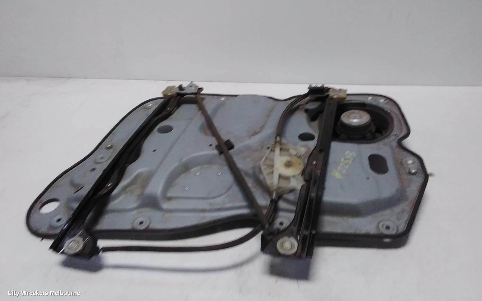 VOLKSWAGEN CADDY LEFT FRONT WINDOW REG/MOTOR, 2K, POWER, 12/2004 - 06/2015