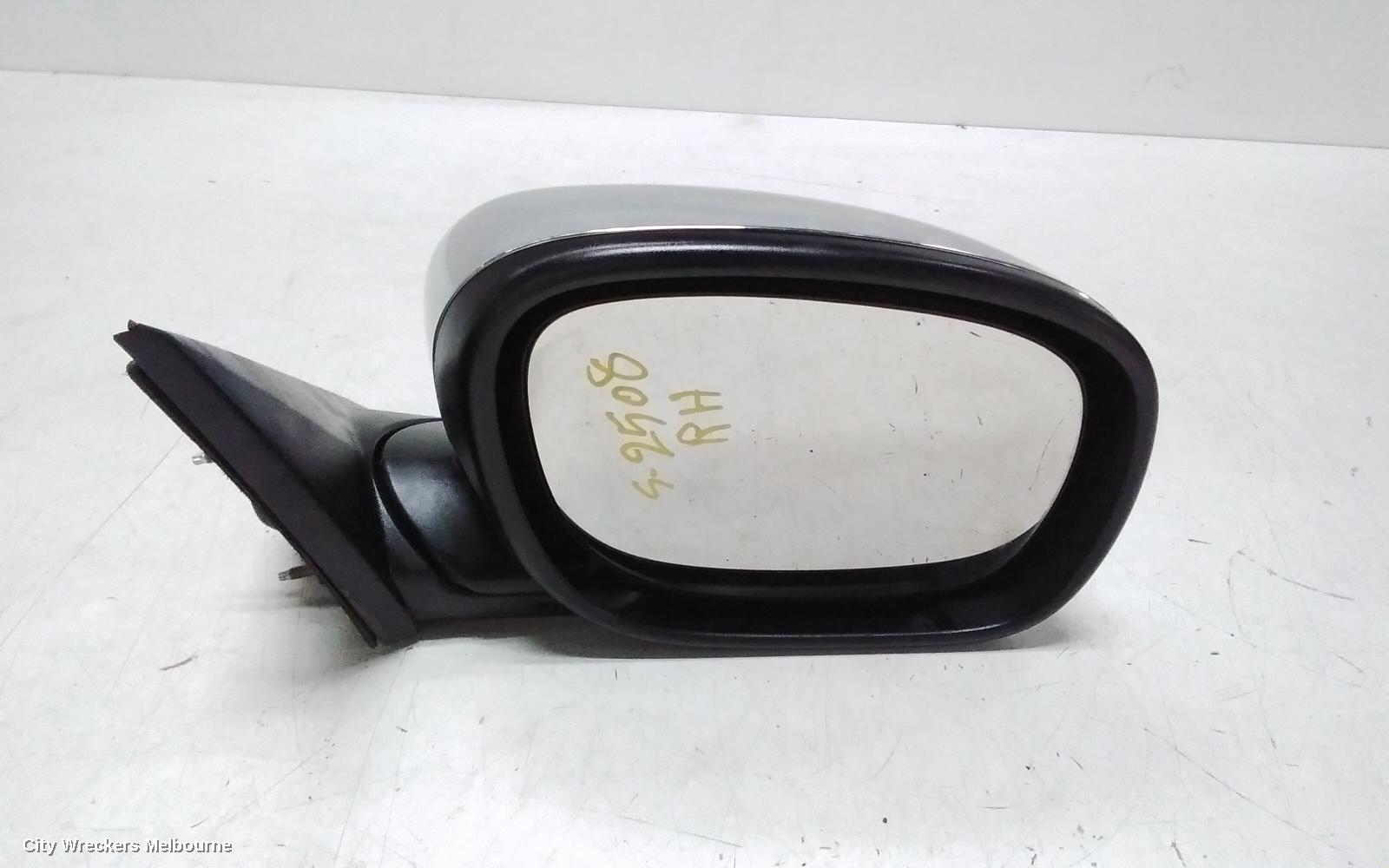 CHRYSLER 300C RIGHT DOOR MIRROR, POWER FOLD TYPE, COLOUR CODED, 02/2008 - 12/2011