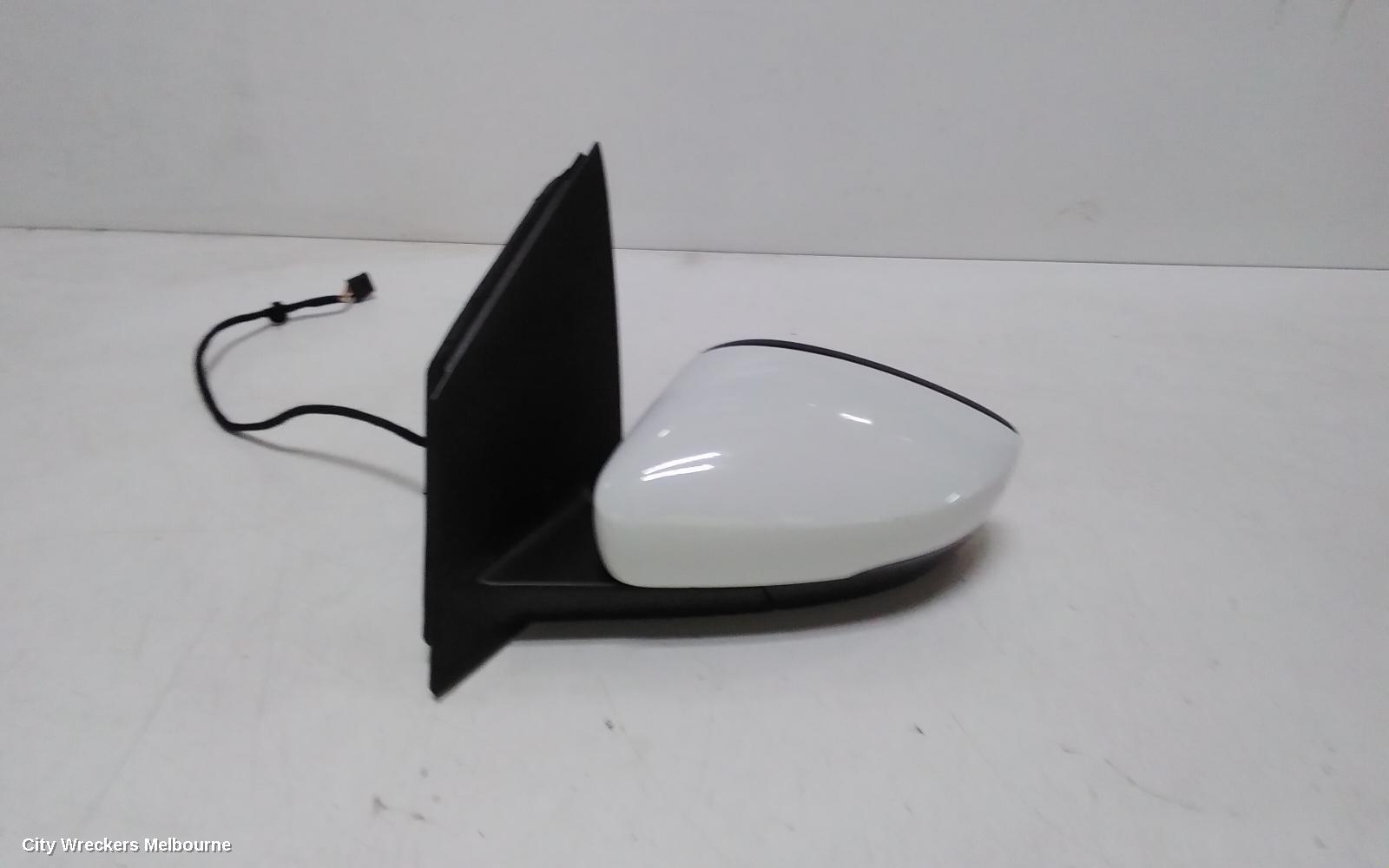 VOLKSWAGEN POLO LEFT DOOR MIRROR, 6R, HEATED TYPE, 05/2014 - 09/2017