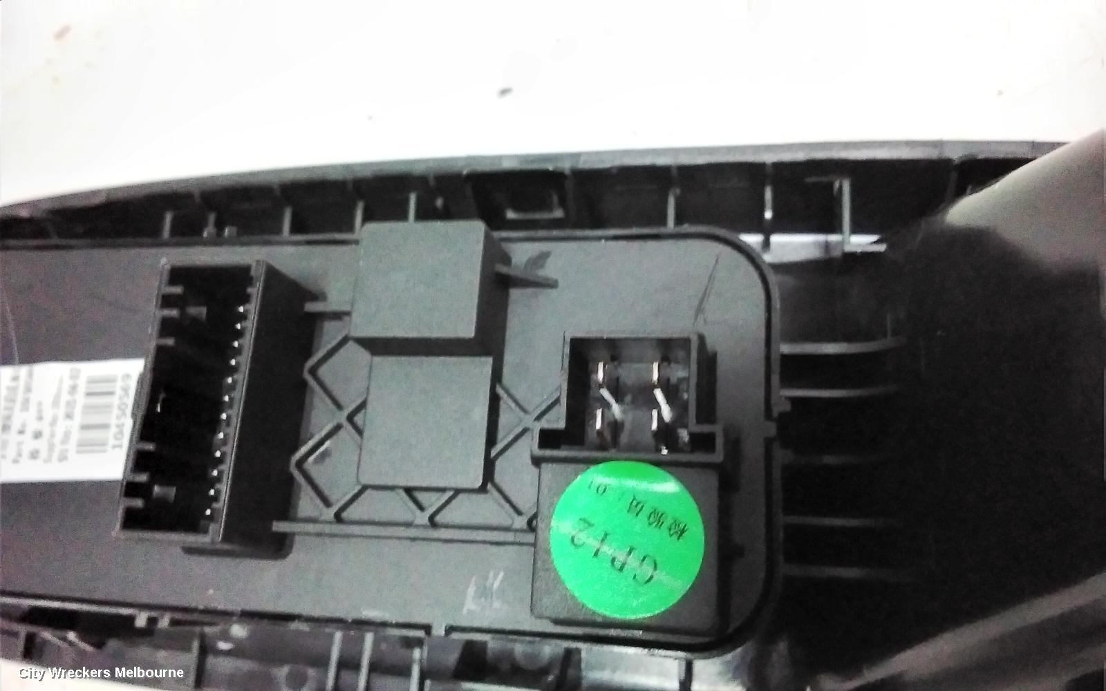 MG MG3 PWR DR WIND SWITCH, RH FRONT (MASTER SWITCH), SZP1, 07/2016 ONWARDS