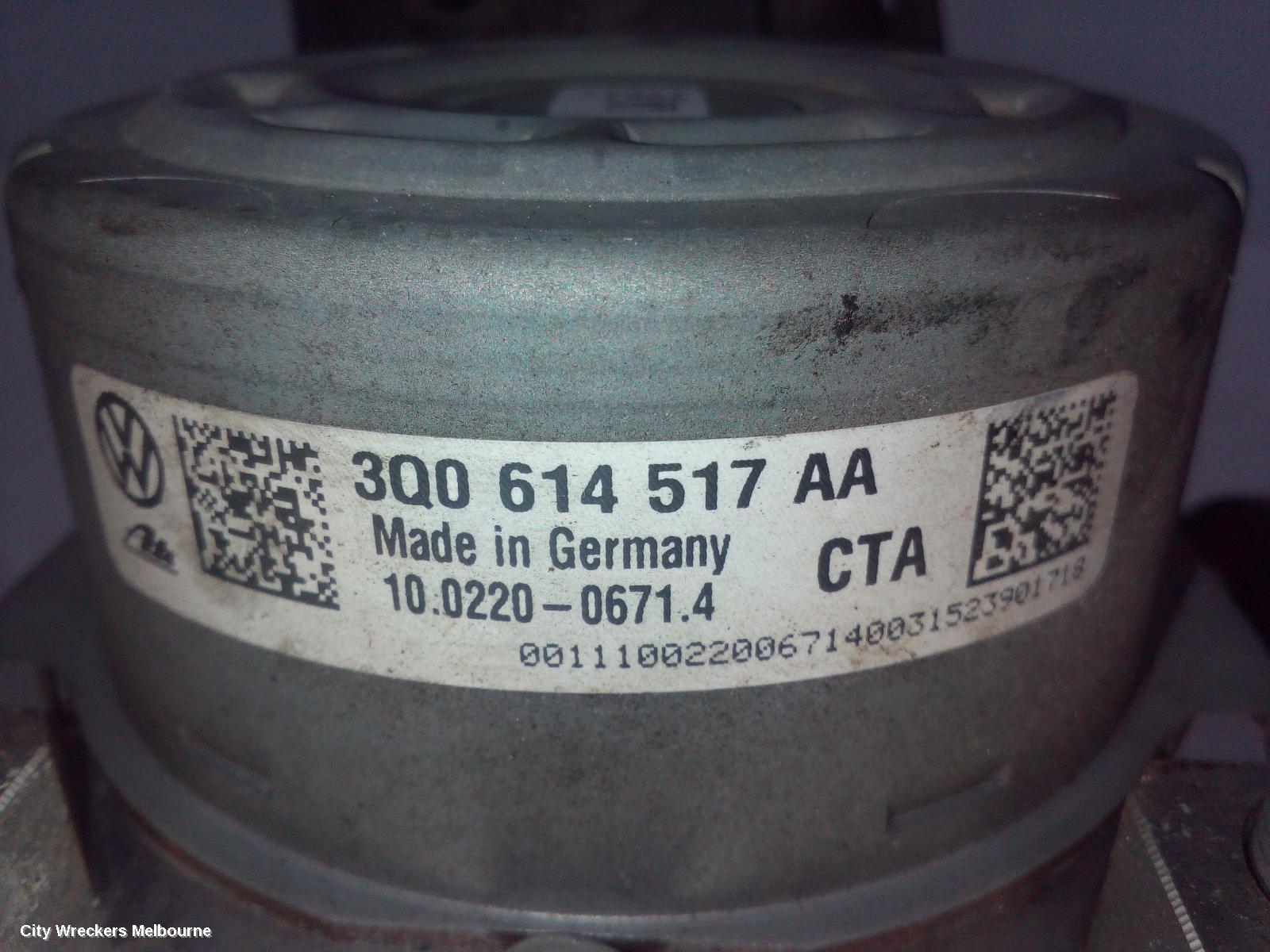 VOLKSWAGEN GOLF ABS PUMP/MODULATOR, GEN 7, ON MOTOR P/N 3Q0614517AA, 12/2012 - 08/2020