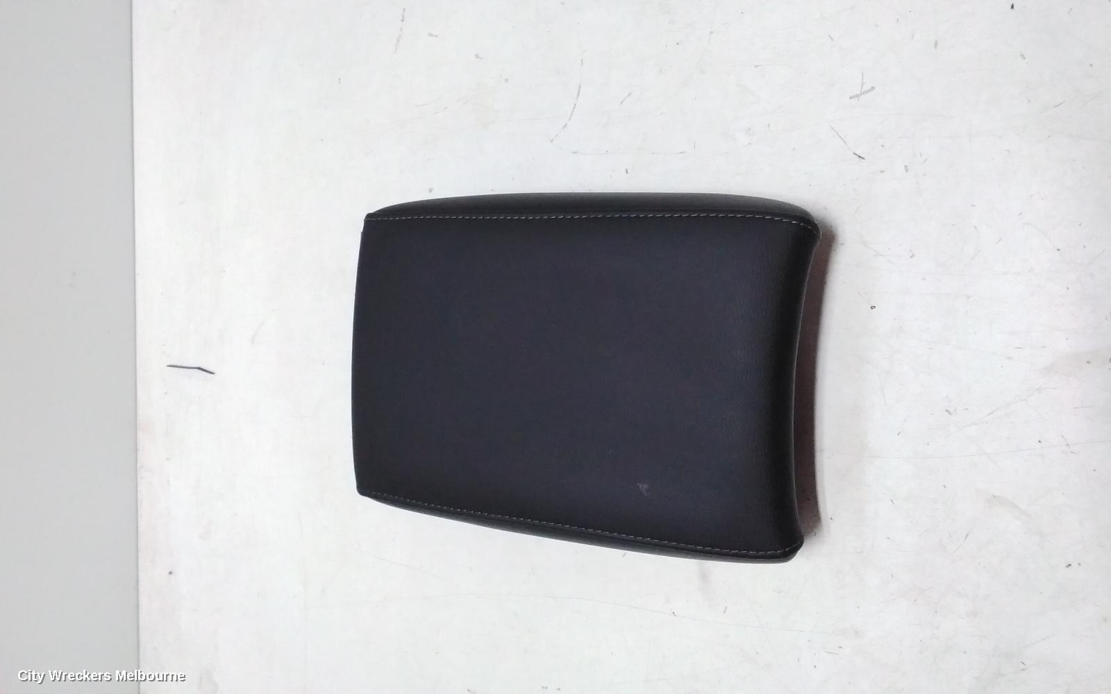 HONDA CRV CONSOLE, RW, 05/2017 - 08/2023