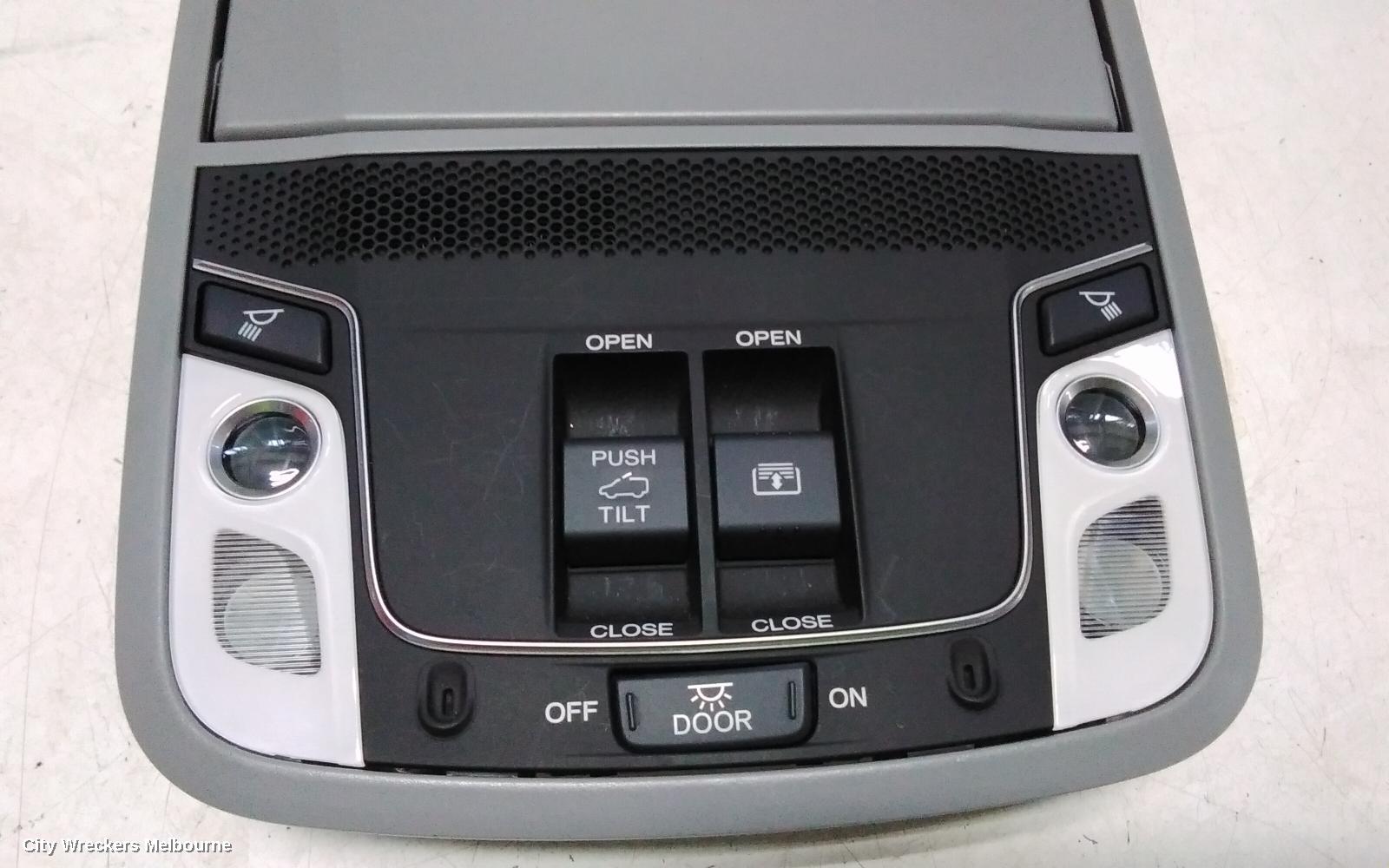 HONDA CRV COURTESY LIGHT, RW, 05/2017 - 08/2023