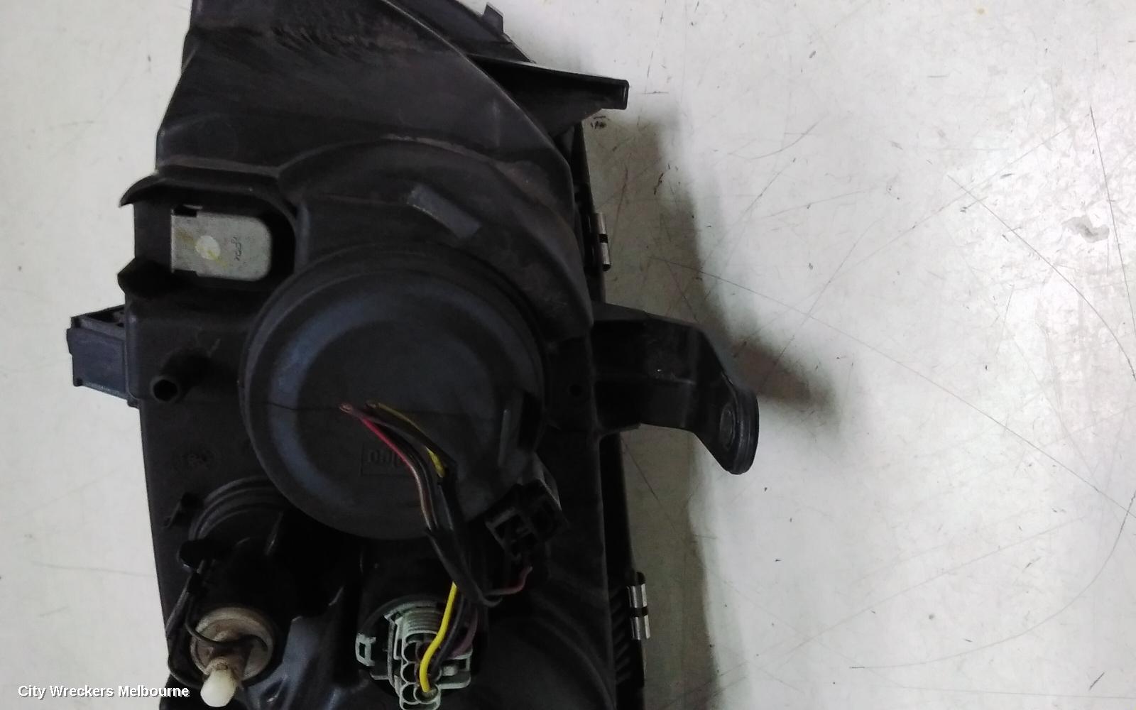 NISSAN PULSAR RIGHT HEADLAMP, N16, HATCH, SEPARATE H/LAMP + C/LIGHT, 06/2001 - 07/2003