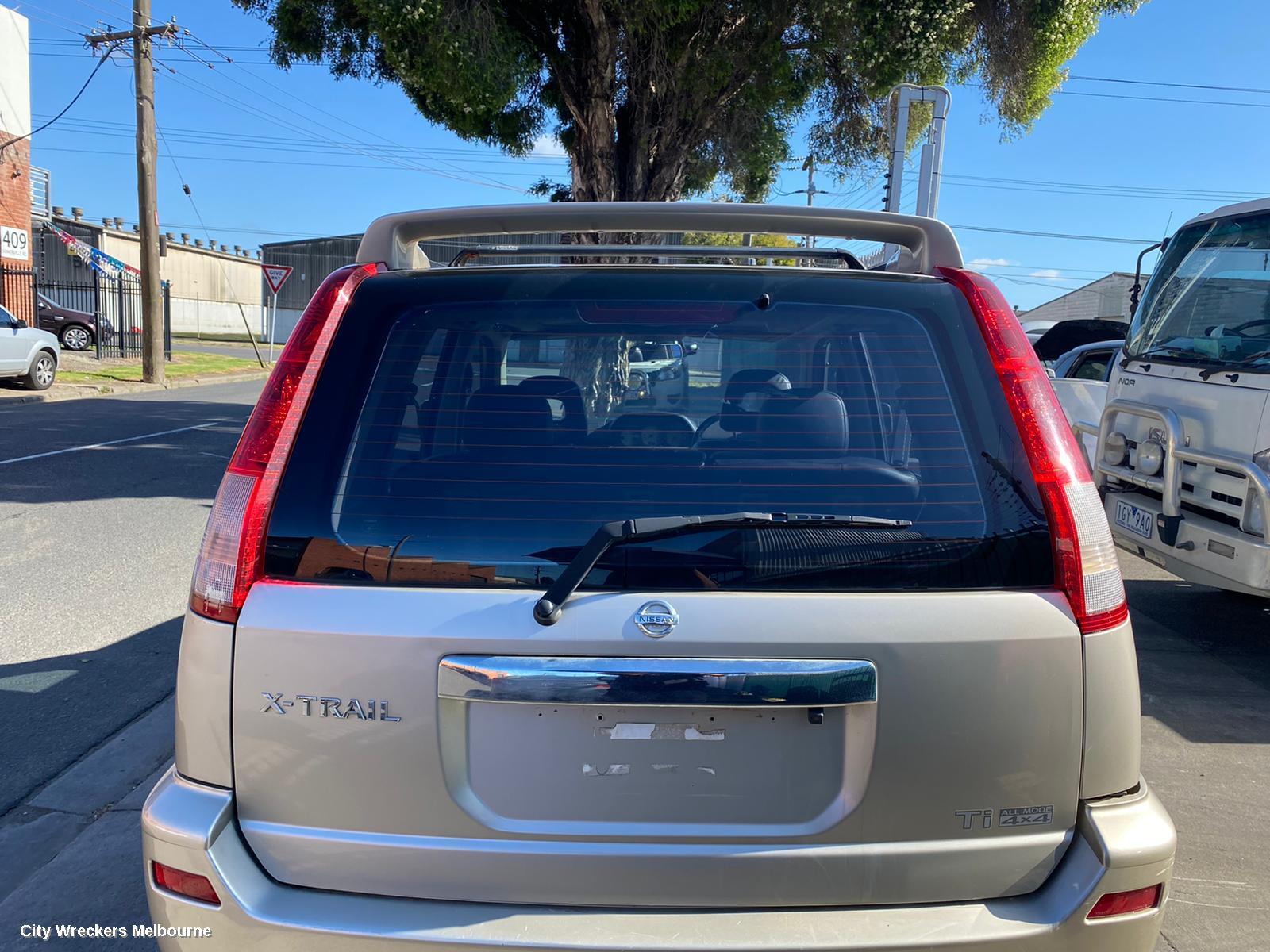 NISSAN XTRAIL LEFT FRONT DOOR, T30, 10/2001 - 09/2007