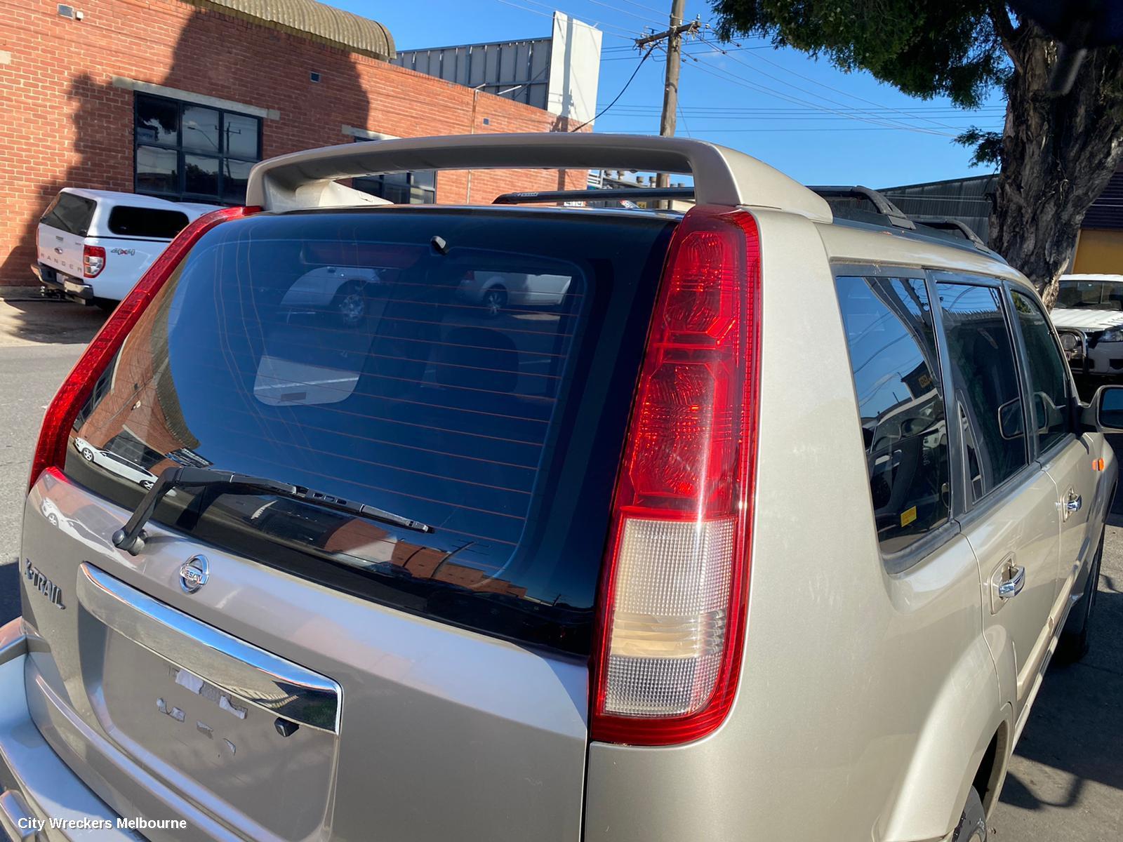NISSAN XTRAIL LEFT FRONT DOOR, T30, 10/2001 - 09/2007