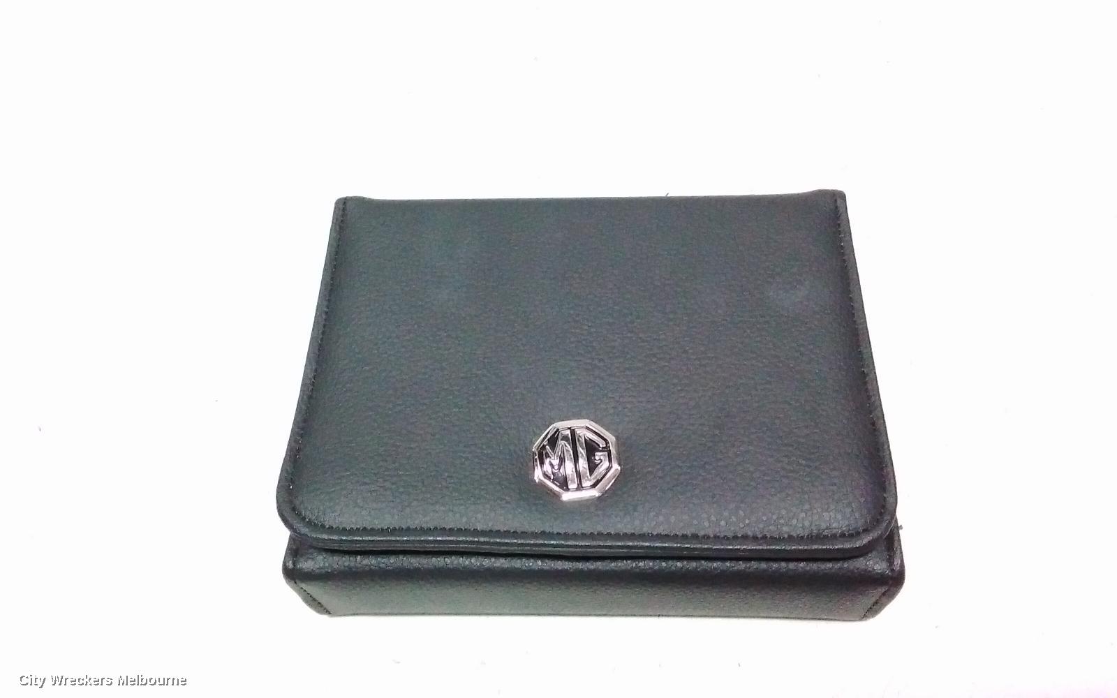 MG ZS OWNERS HANDBOOK, AZS1, 09/2017 - 06/2025