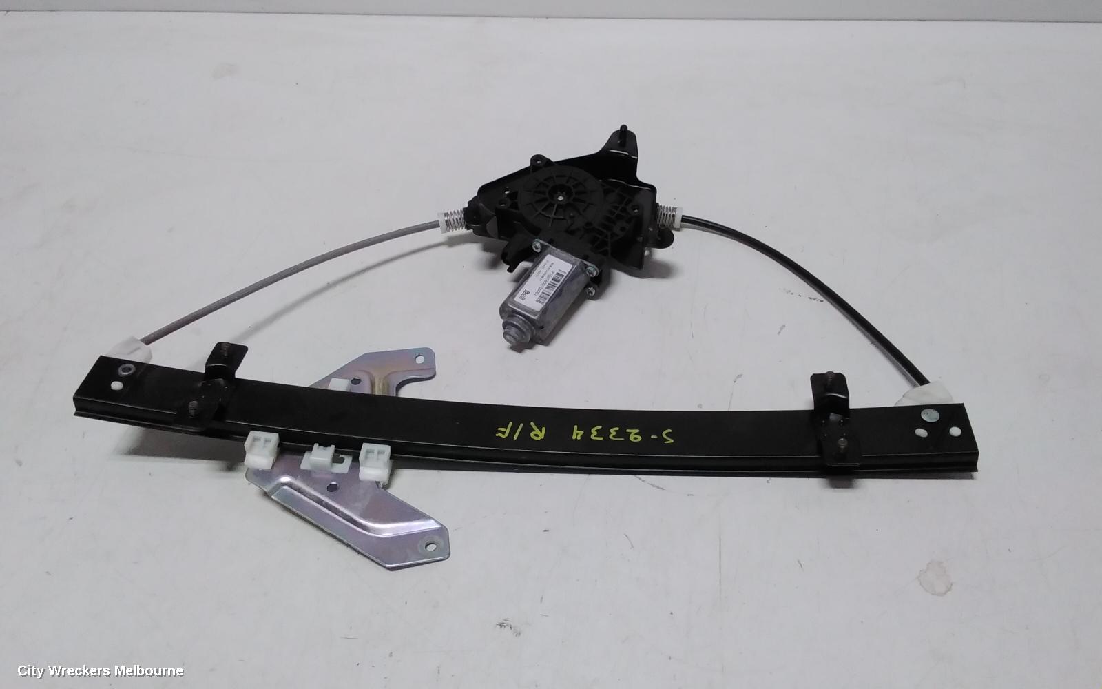 MG MG3 RIGHT FRONT WINDOW REG/MOTOR, DOOR REG ASSY (REG AND MOTOR), SZP1, 07/2016 ONWARDS