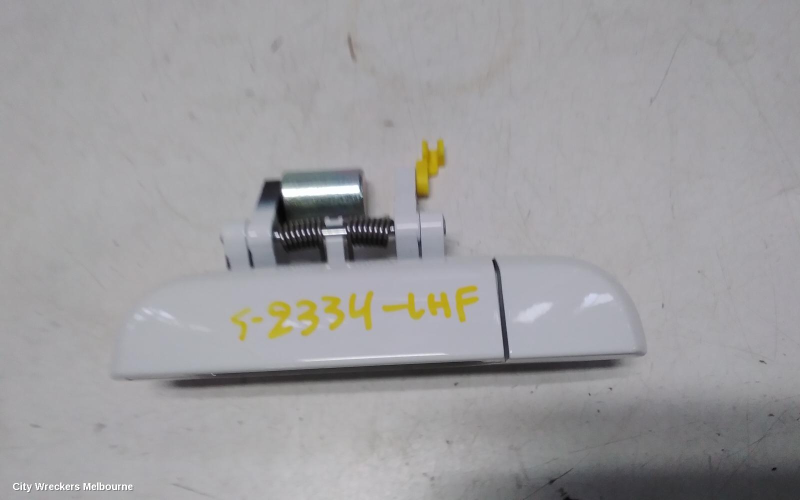 MG MG3 DOOR HANDLE, OUTER, LH FRONT, COLOUR CODED TYPE, SZP1, 07/2016 ONWARDS