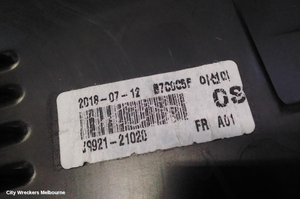 HYUNDAI KONA RIGHT HEADLAMP, OS, HALOGEN TYPE, 09/2017 - 10/2020