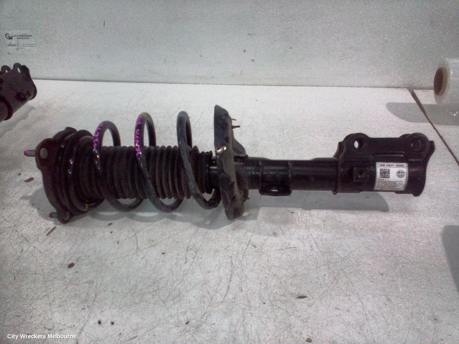 HYUNDAI KONA RIGHT FRONT STRUT, OS, 09/2017 - 07/2023