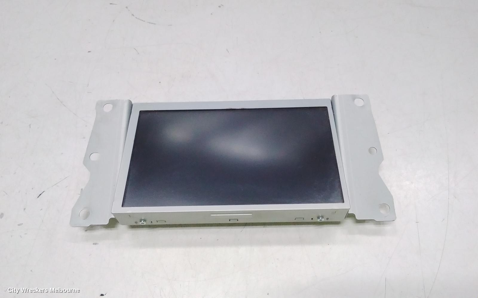 LDV G10 RADIO/CD/DVD/SAT/TV, DISPLAY UNIT, 10IN TOUCHSCREEN, SV7A/SV7C, WAGON/VAN, 04/2015 ONWARDS
