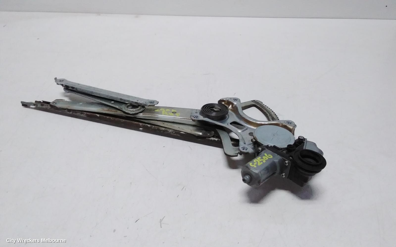 TOYOTA PRADO RIGHT FRONT WINDOW REG/MOTOR, DOOR REG ASSY (REG AND MOTOR), 150 SERIES, 08/2009 ONWARDS
