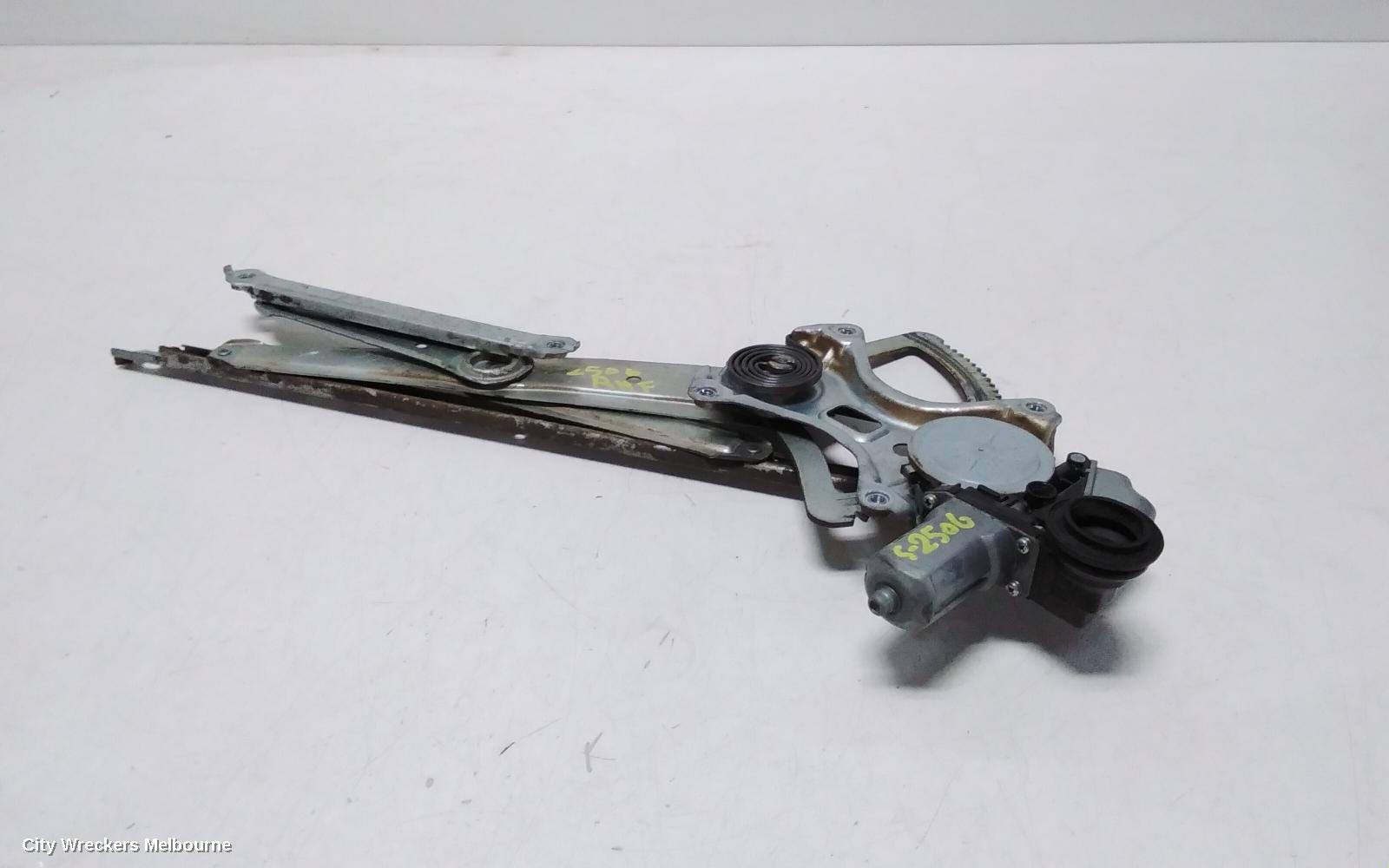 TOYOTA PRADO RIGHT FRONT WINDOW REG/MOTOR, DOOR REG ASSY (REG AND MOTOR), 150 SERIES, 08/2009 ONWARDS