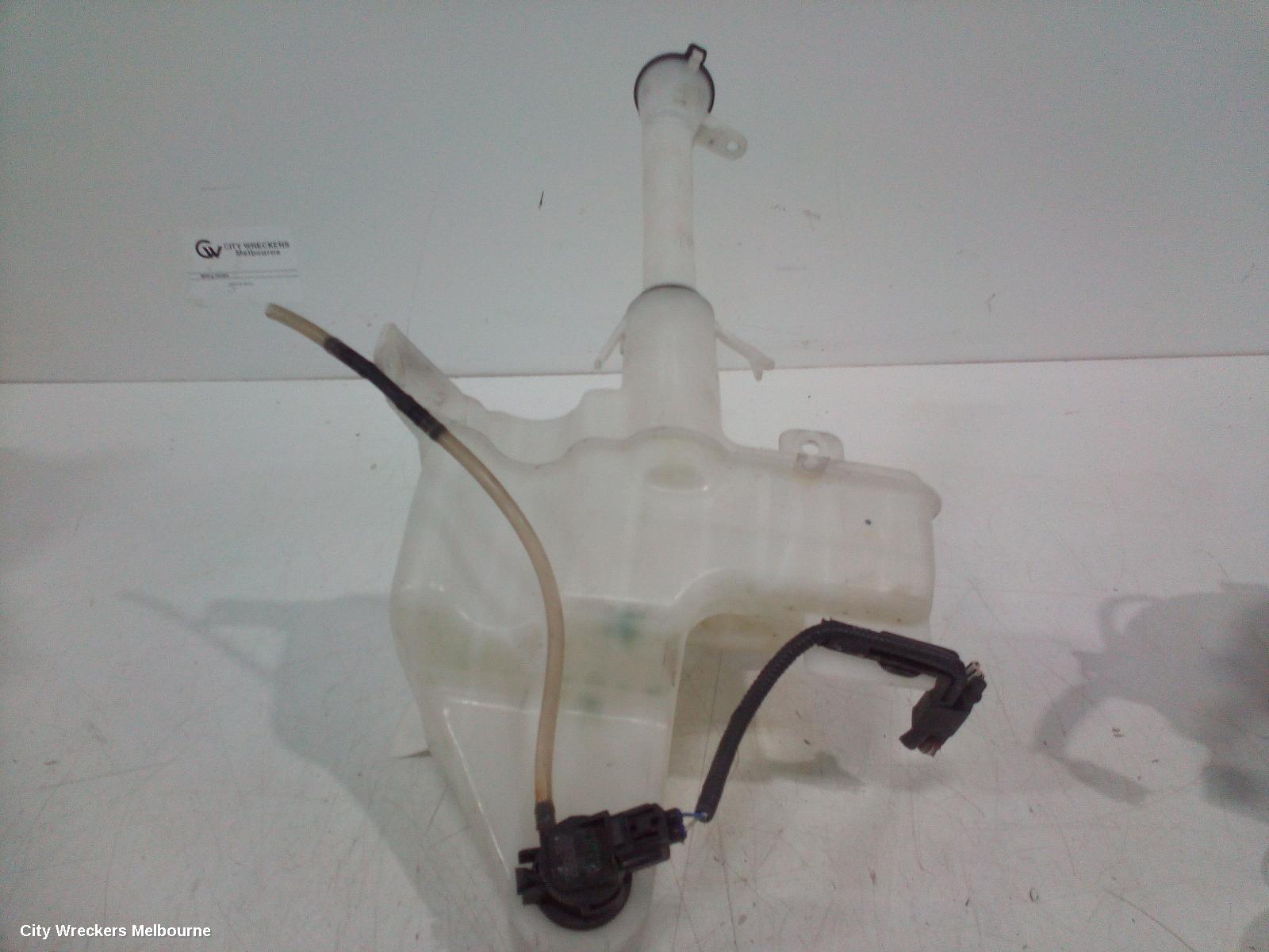 TOYOTA COROLLA WASHER BOTTLE, ZRE172R, SEDAN, 12/2013 - 06/2019