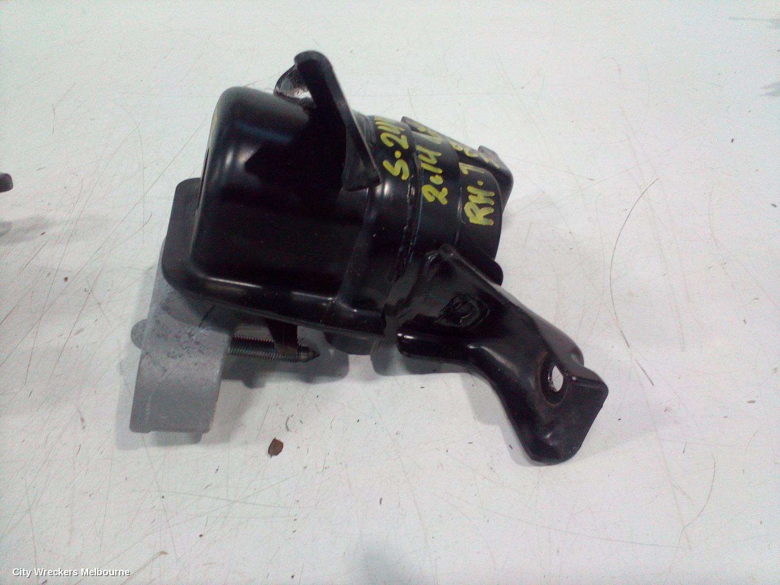 TOYOTA COROLLA MOUNT, ZRE172R RIGHT ENGINE MOUNT 12/2013 - 06/2019