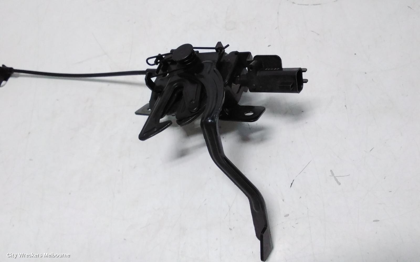 HYUNDAI STARIA BONNET LOCK/SUPPORT, US4, 04/2021 ONWARDS