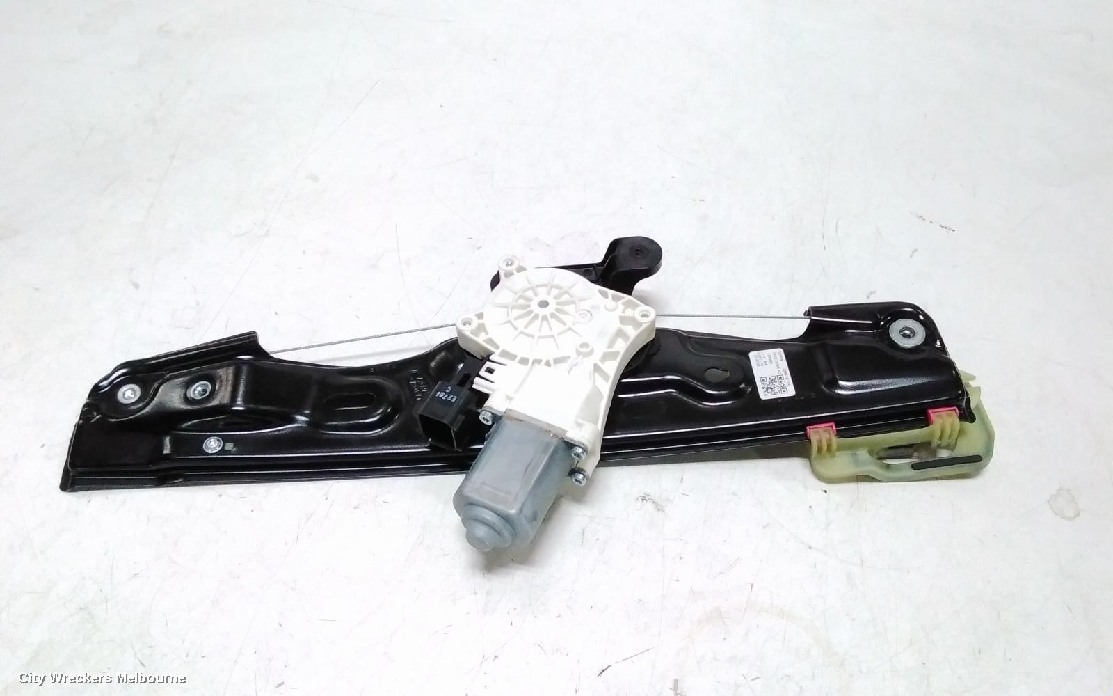 LAND ROVER DISCOVERY SPORT RIGHT REAR WND REG/MOTOR, L550, 01/2015 ONWARDS