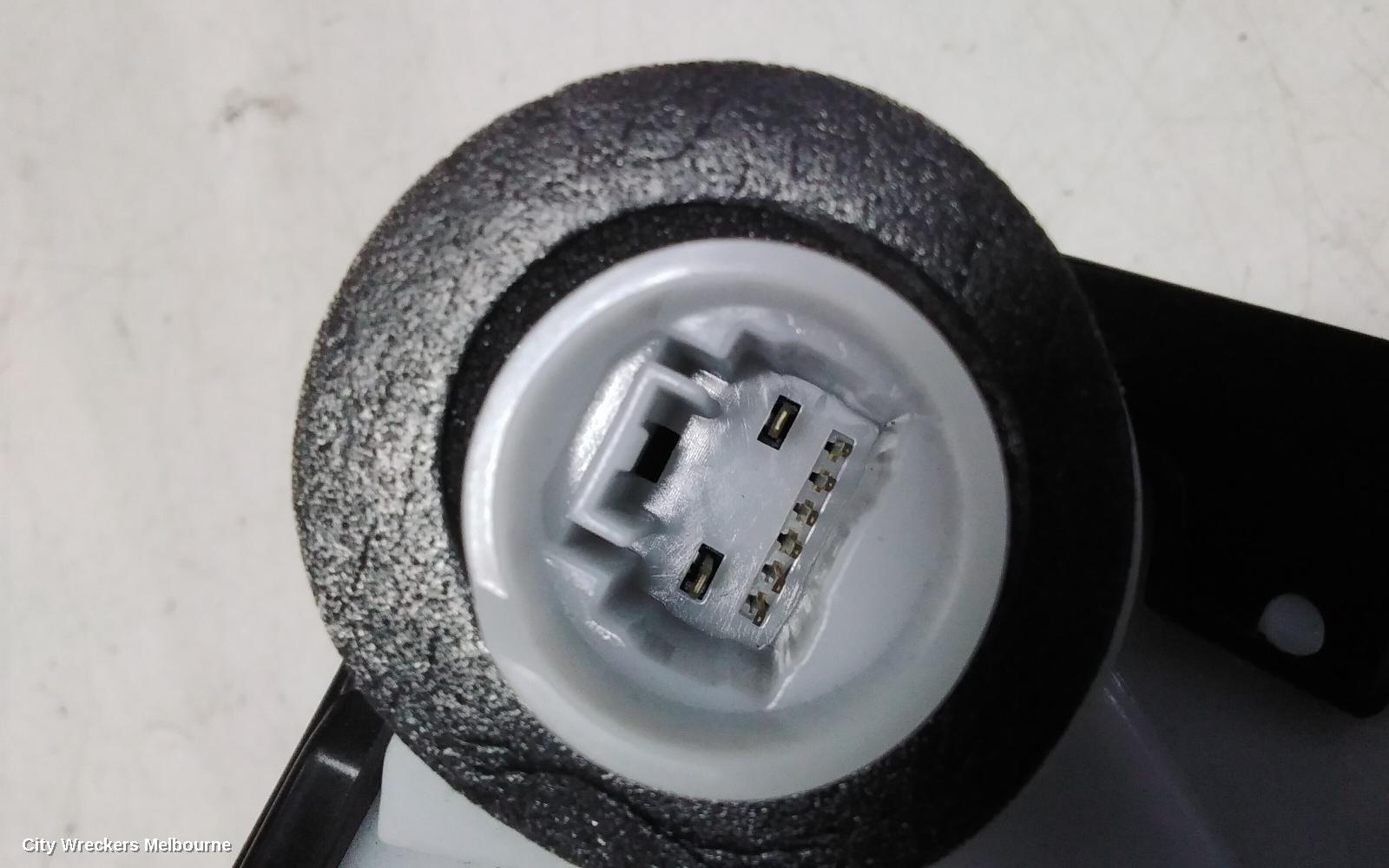 TOYOTA YARIS DOOR/BOOT/GATE LOCK, RIGHT FRONT DOOR LOCK, NCP13#, 04/2014 - 12/2019