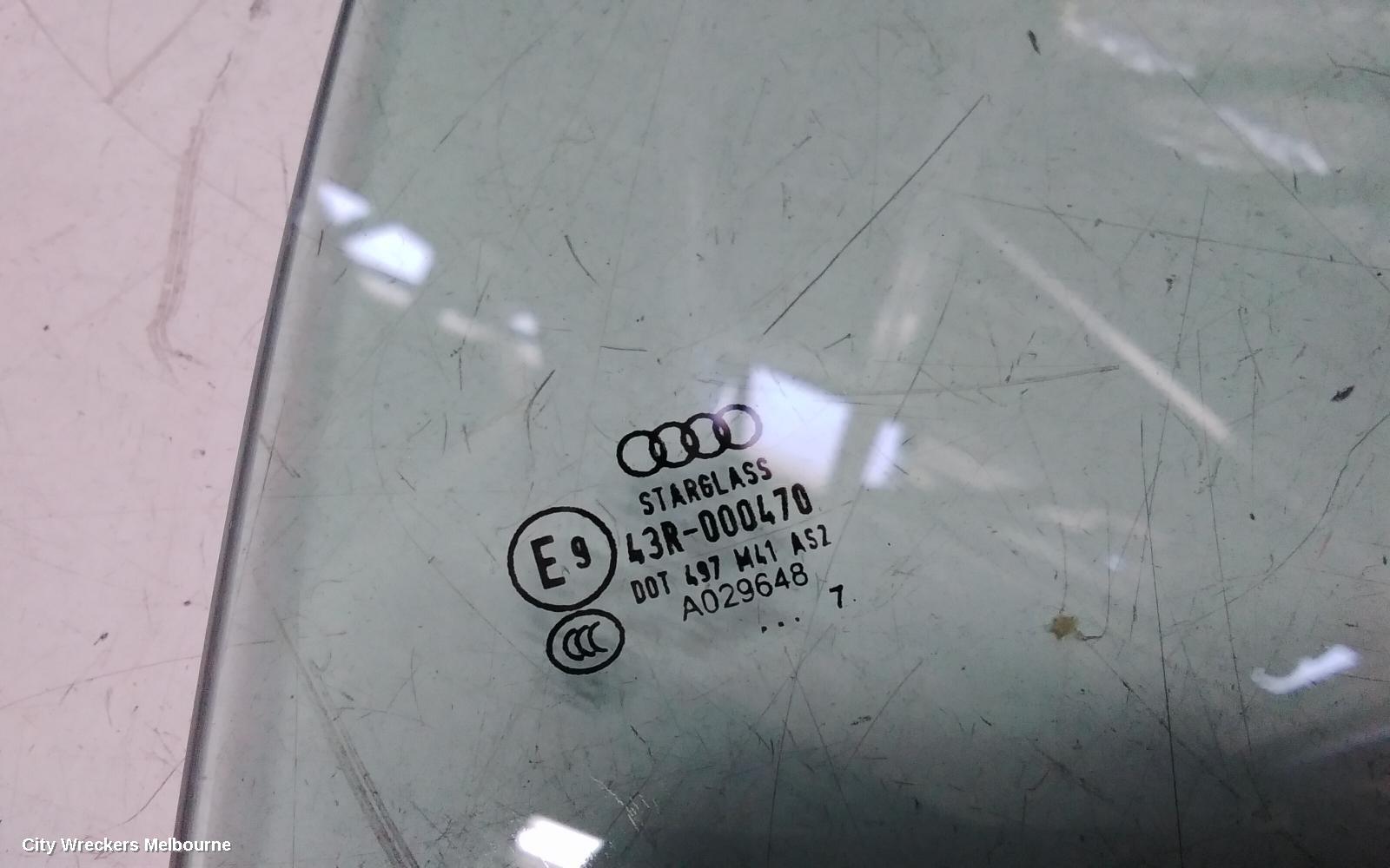 AUDI TT RIGHT FRONT DOOR WINDOW, 8J, CABRIO, 03/2007 - 12/2014