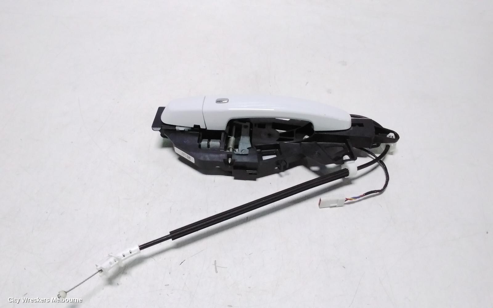 HOLDEN EQUINOX DOOR HANDLE, OUTER, RH FRONT, LS/LT, EQ, 09/2017 - 12/2020