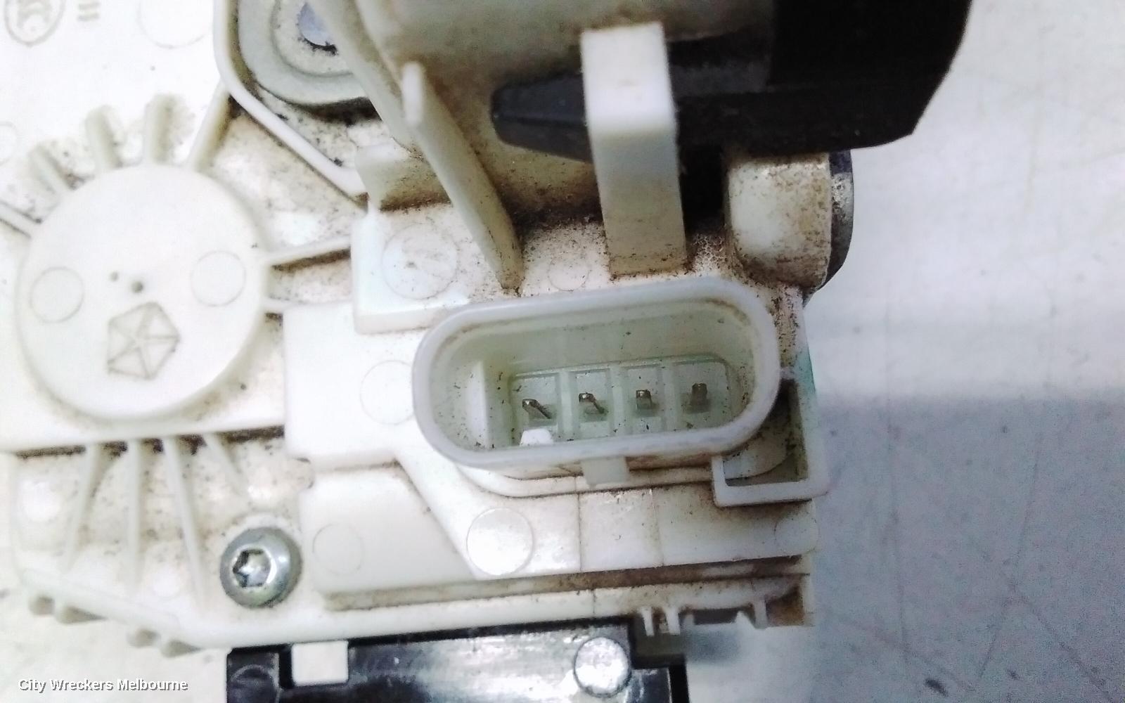 JEEP CHEROKEE DOOR/BOOT/GATE LOCK, LEFT REAR DOOR LOCK, KL, 02/2014 - 03/2018