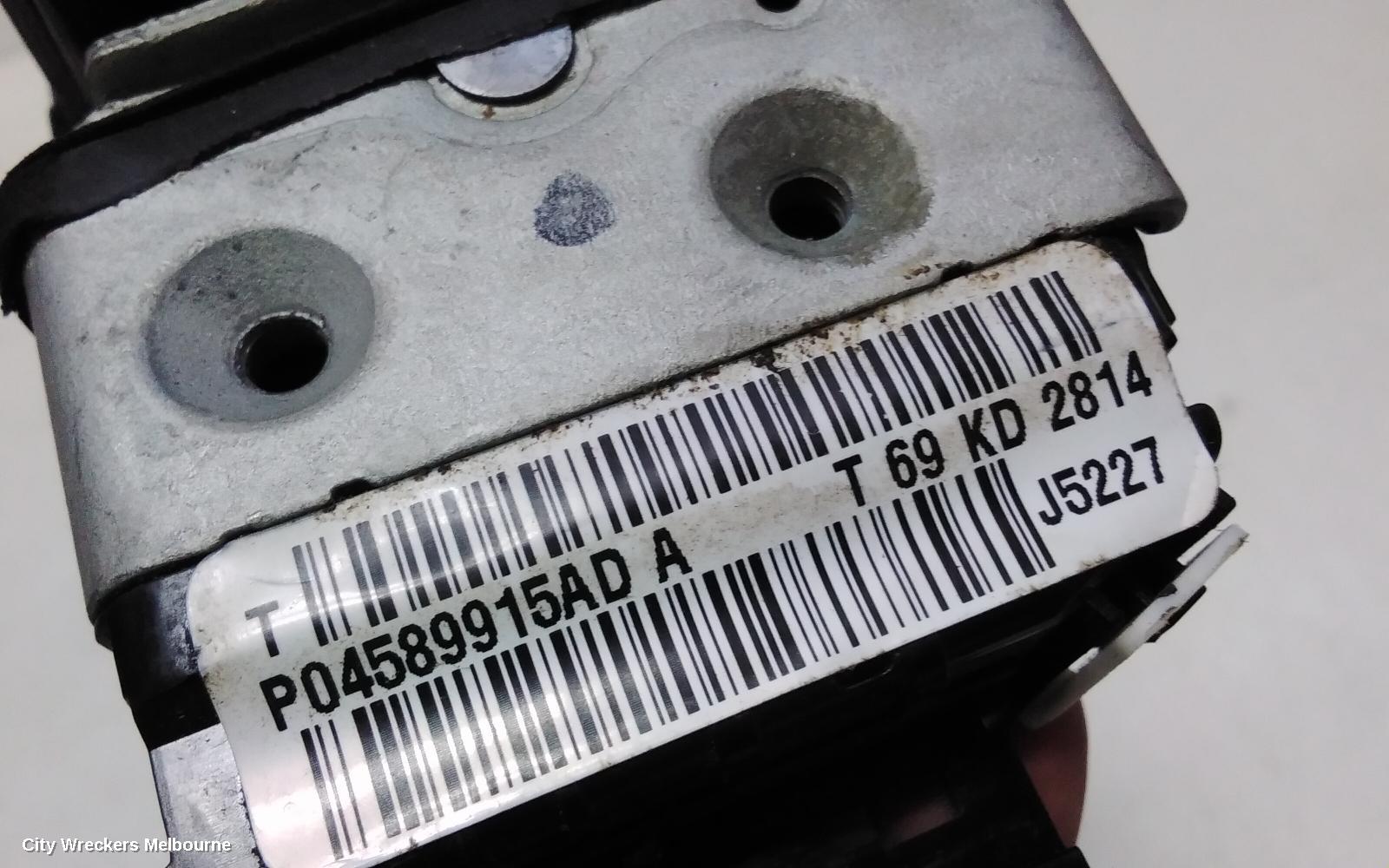 JEEP CHEROKEE DOOR/BOOT/GATE LOCK, LEFT REAR DOOR LOCK, KL, 02/2014 - 03/2018