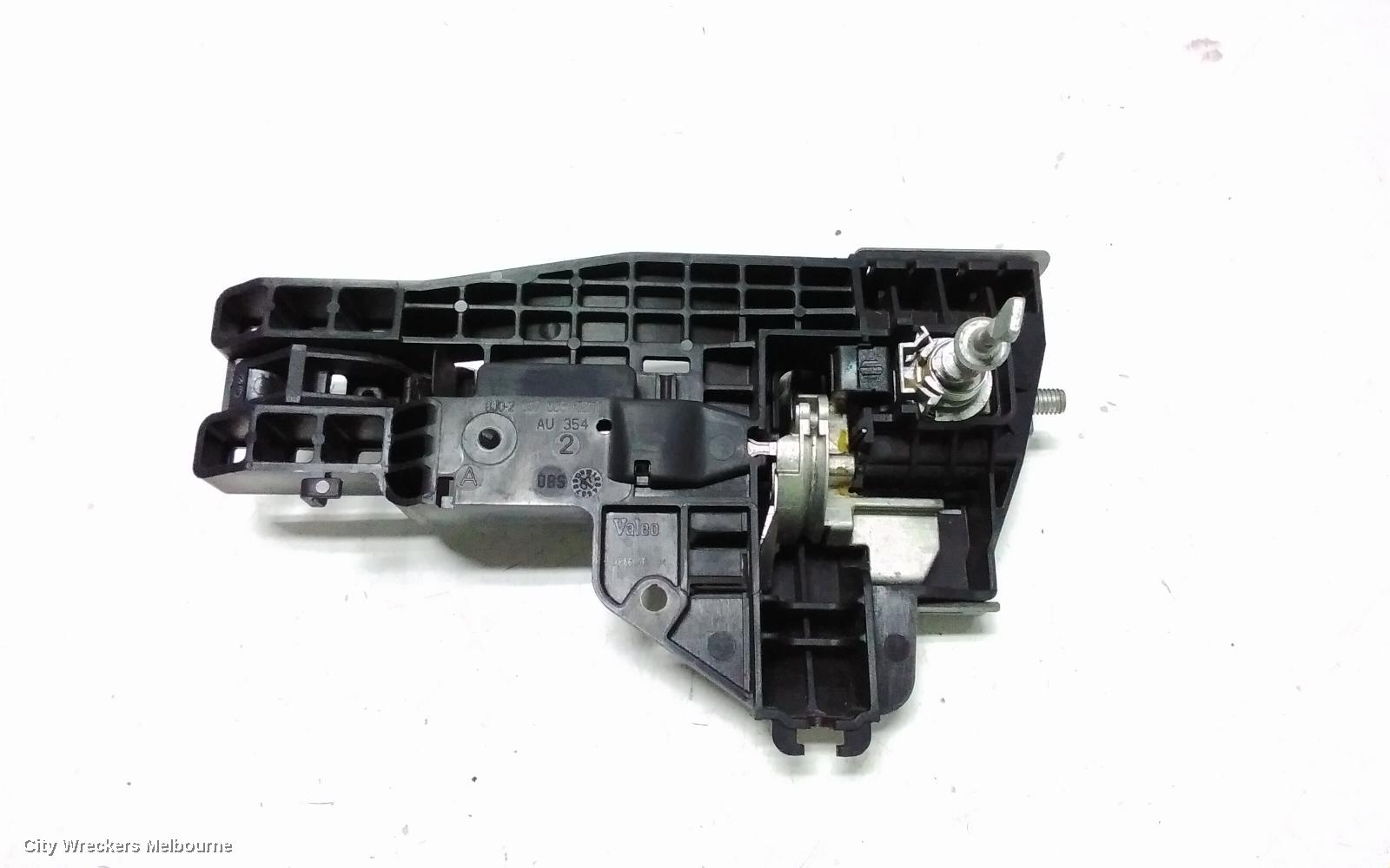 AUDI TT DOOR HANDLE, 8J, RH FRONT, OUTER, 09/2006 - 12/2014